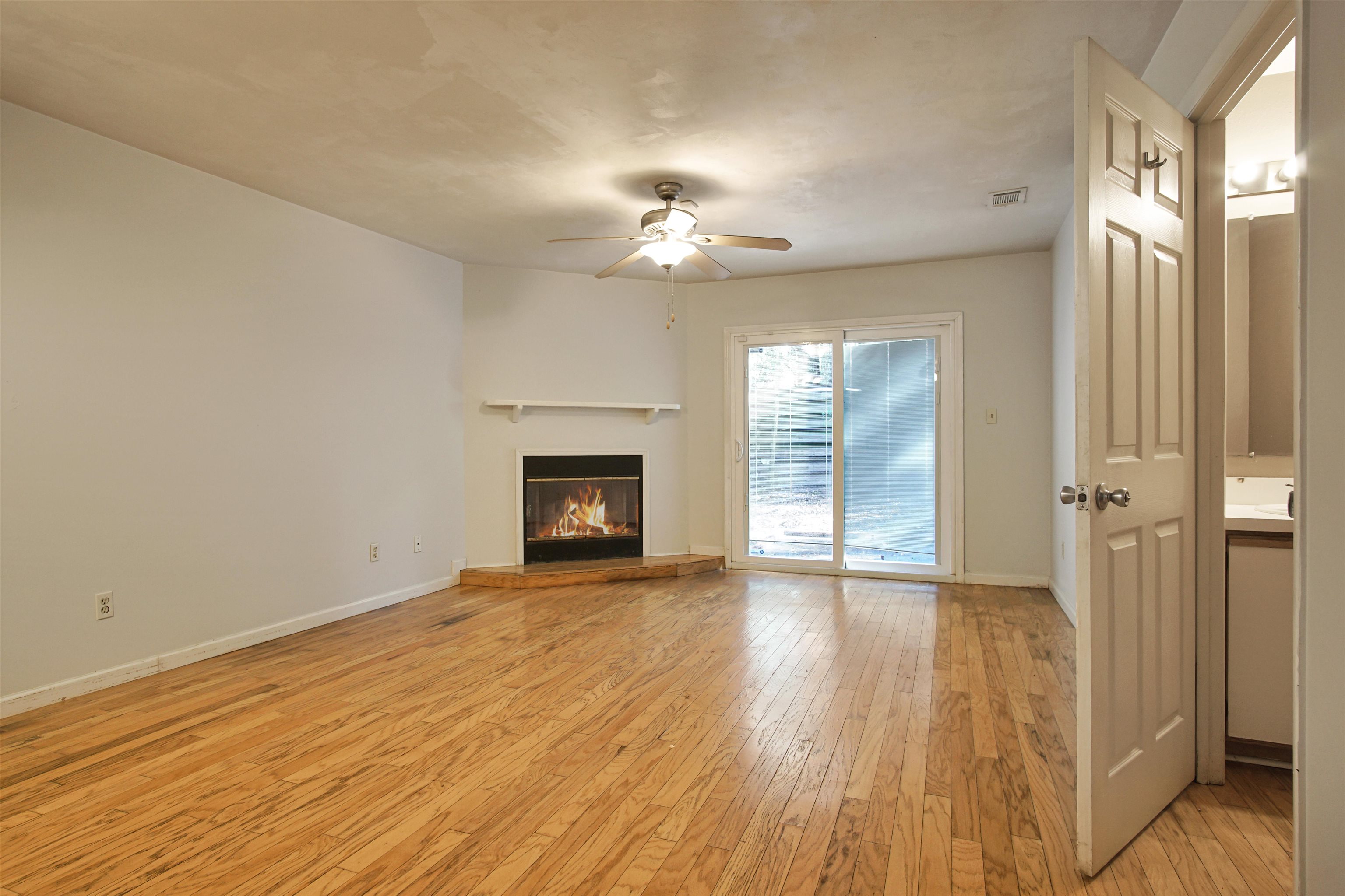 1497 Live Oak Drive