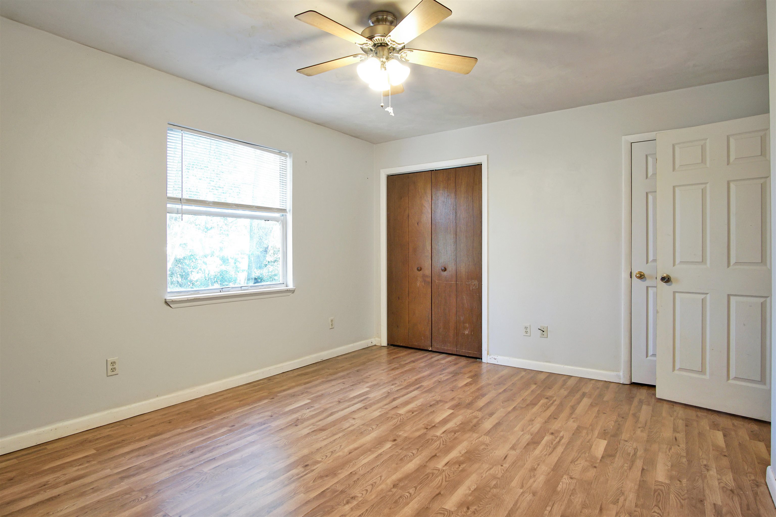 1497 Live Oak Drive