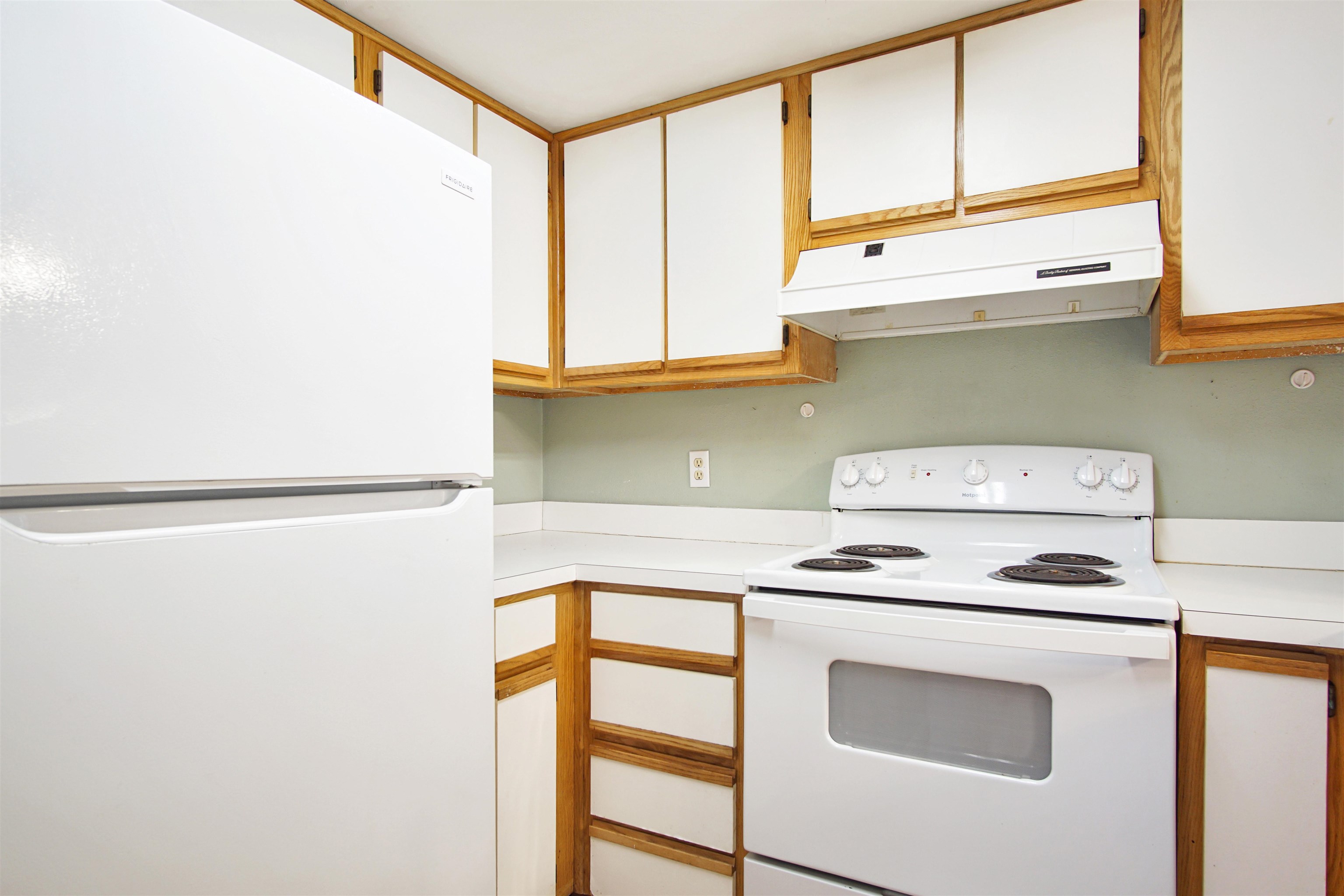 1497 Live Oak Drive
