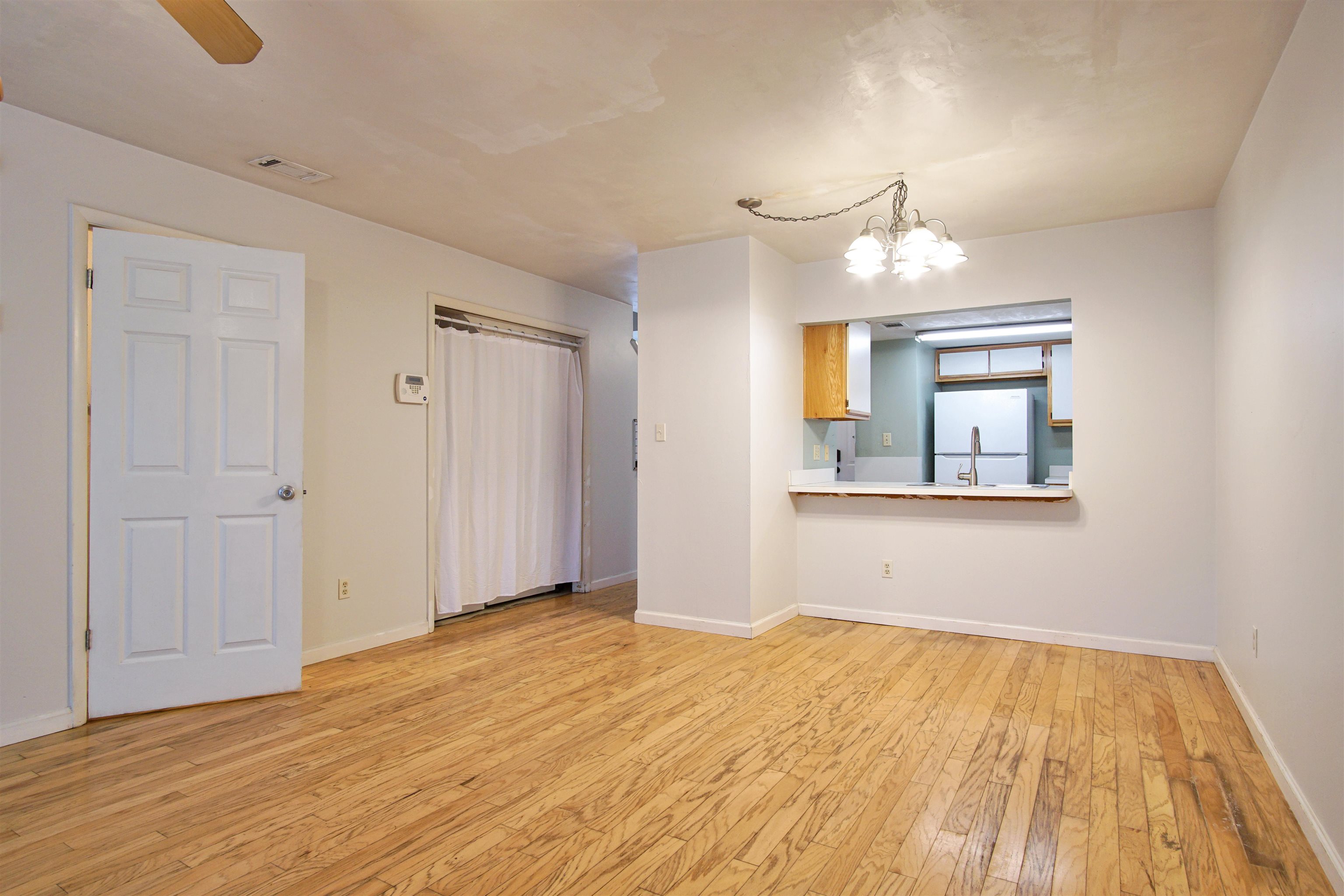1497 Live Oak Drive