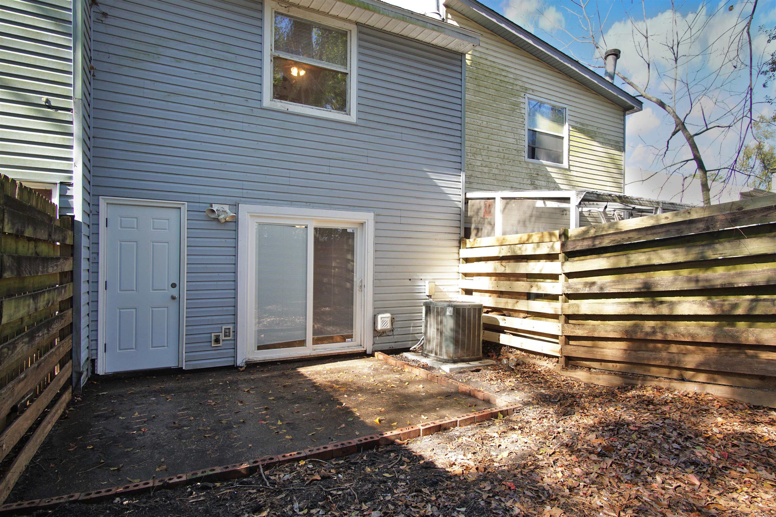 1497 Live Oak Drive