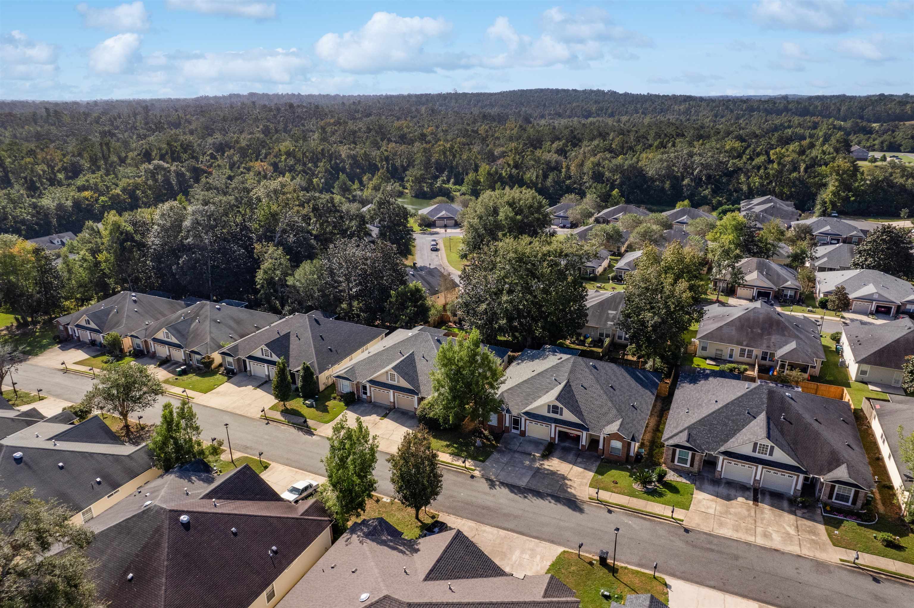 5441 Hampton Hill Circle