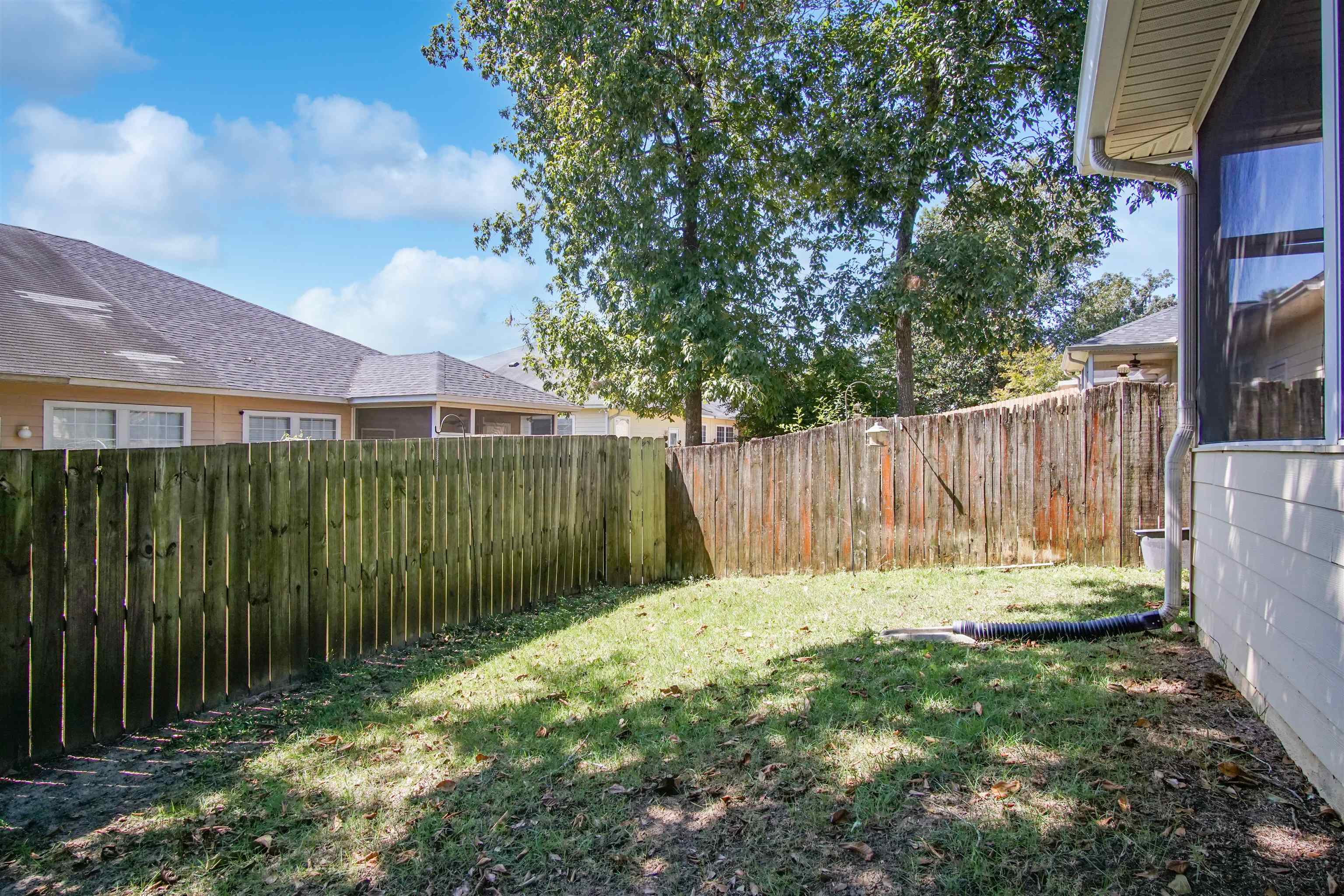 5441 Hampton Hill Circle