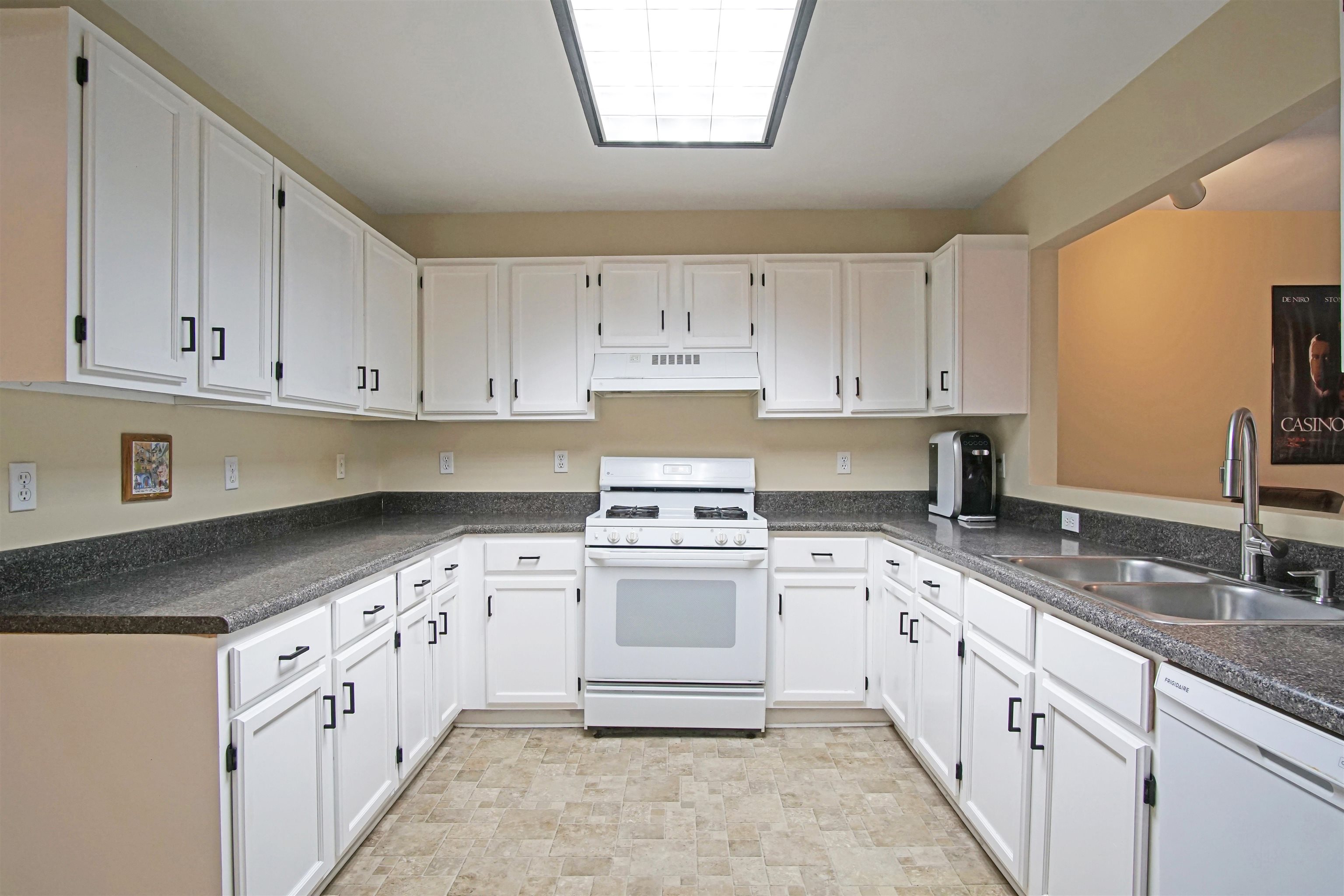 529 Collinsford Road