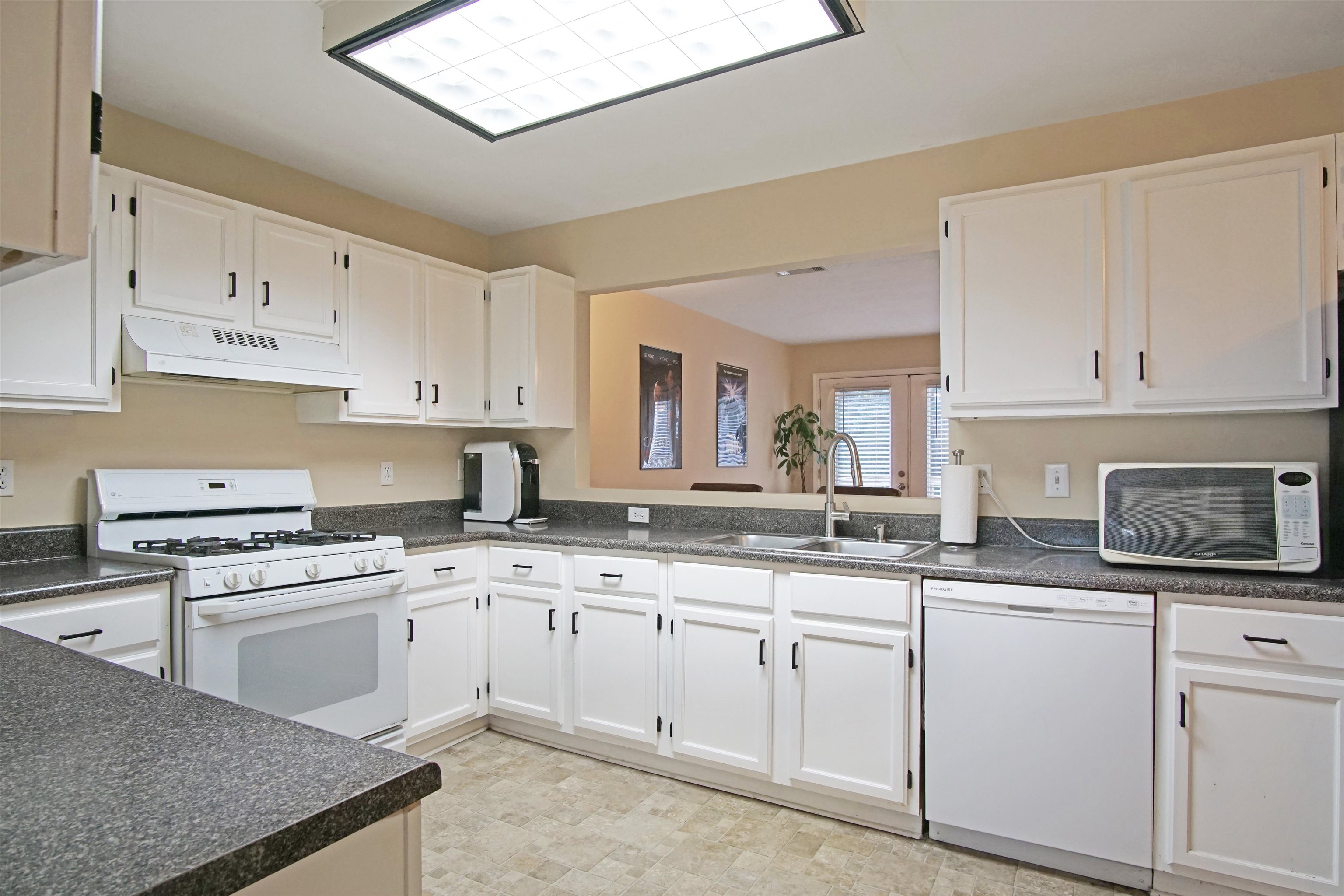 529 Collinsford Road