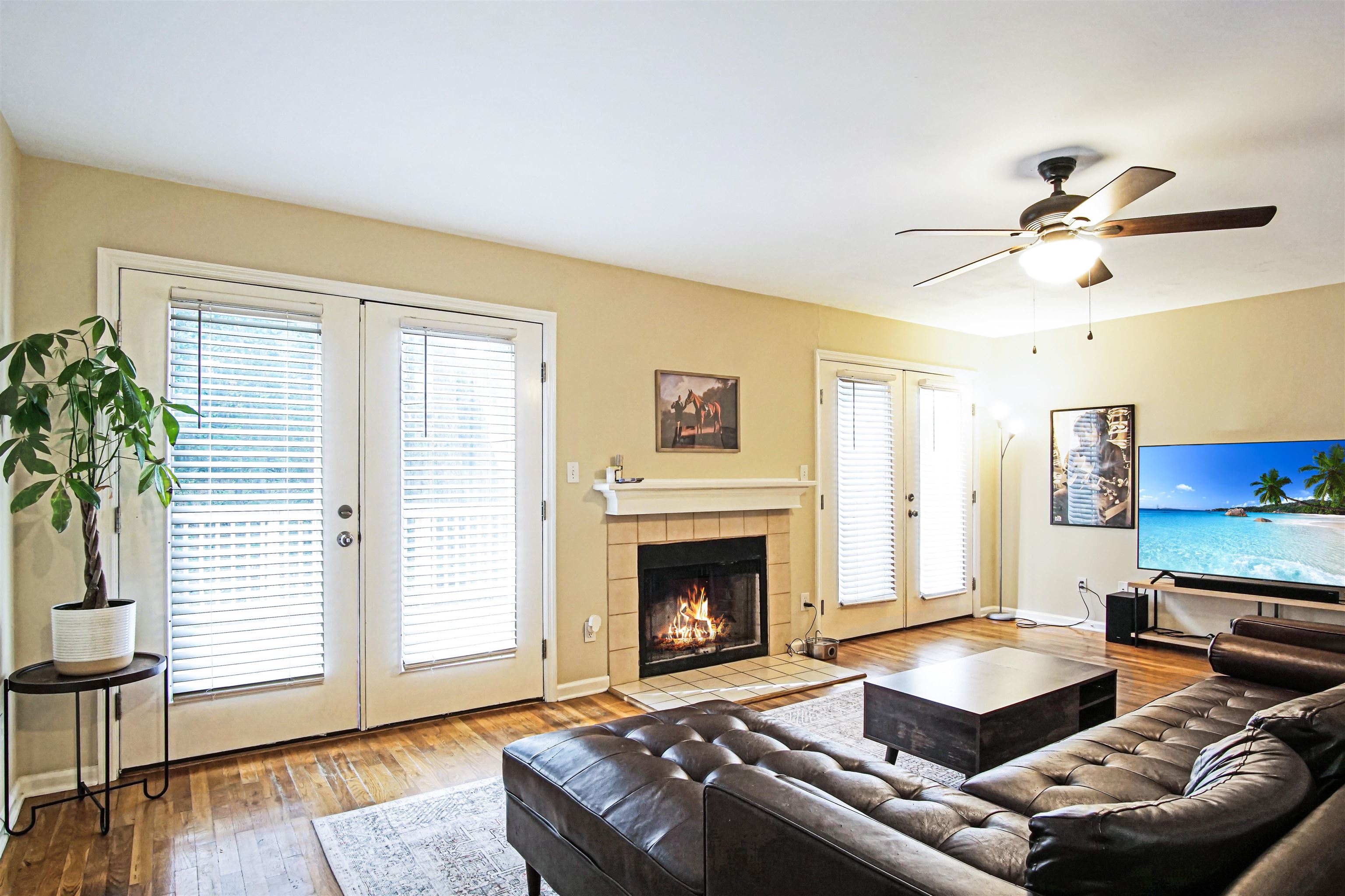 529 Collinsford Road