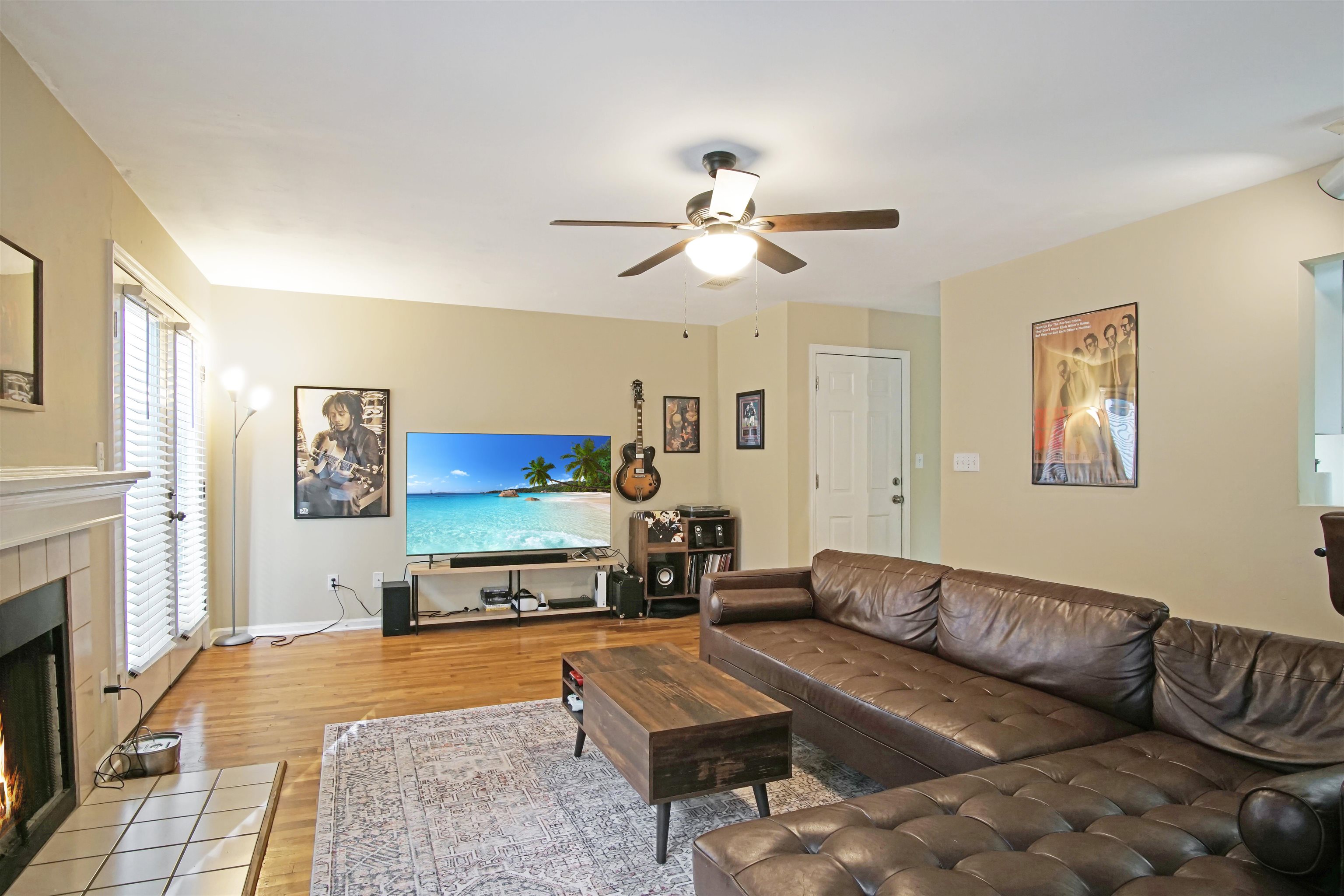 529 Collinsford Road