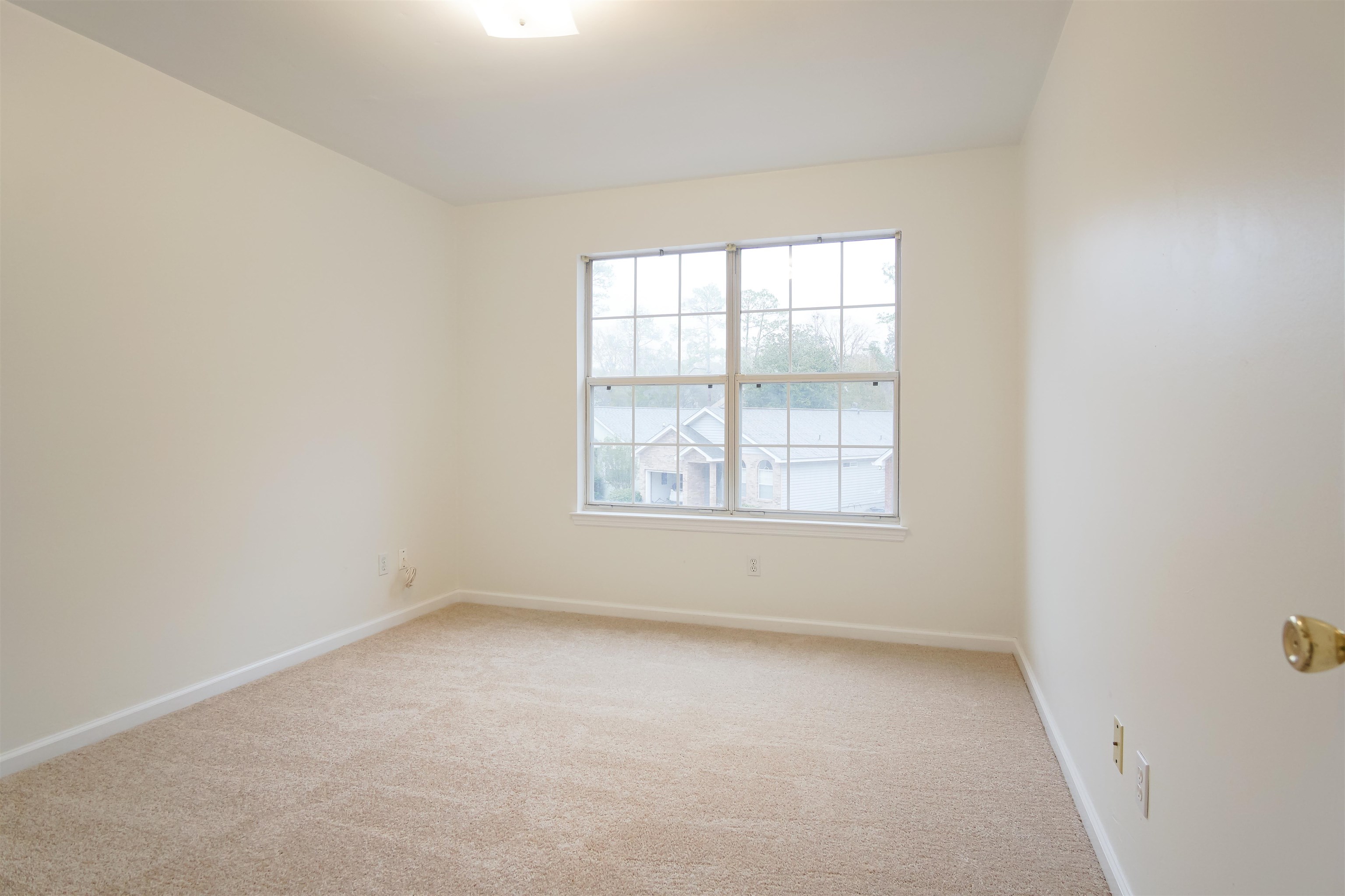 4420 SIESTA Court