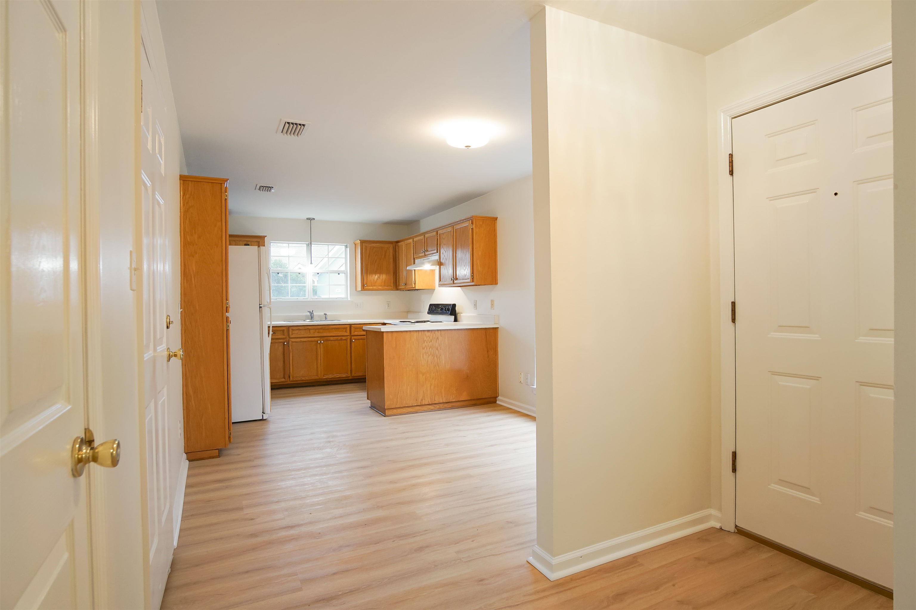 4420 SIESTA Court