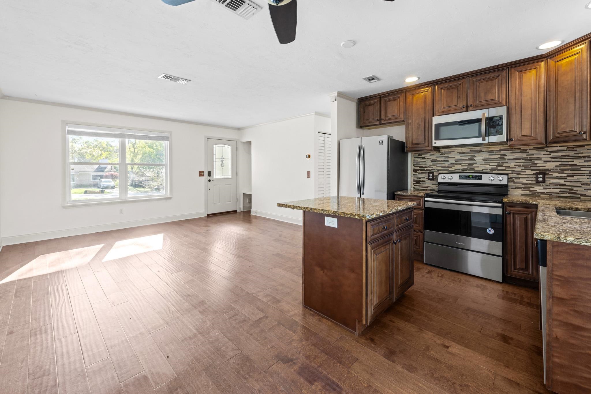 5751 CYPRESS Circle