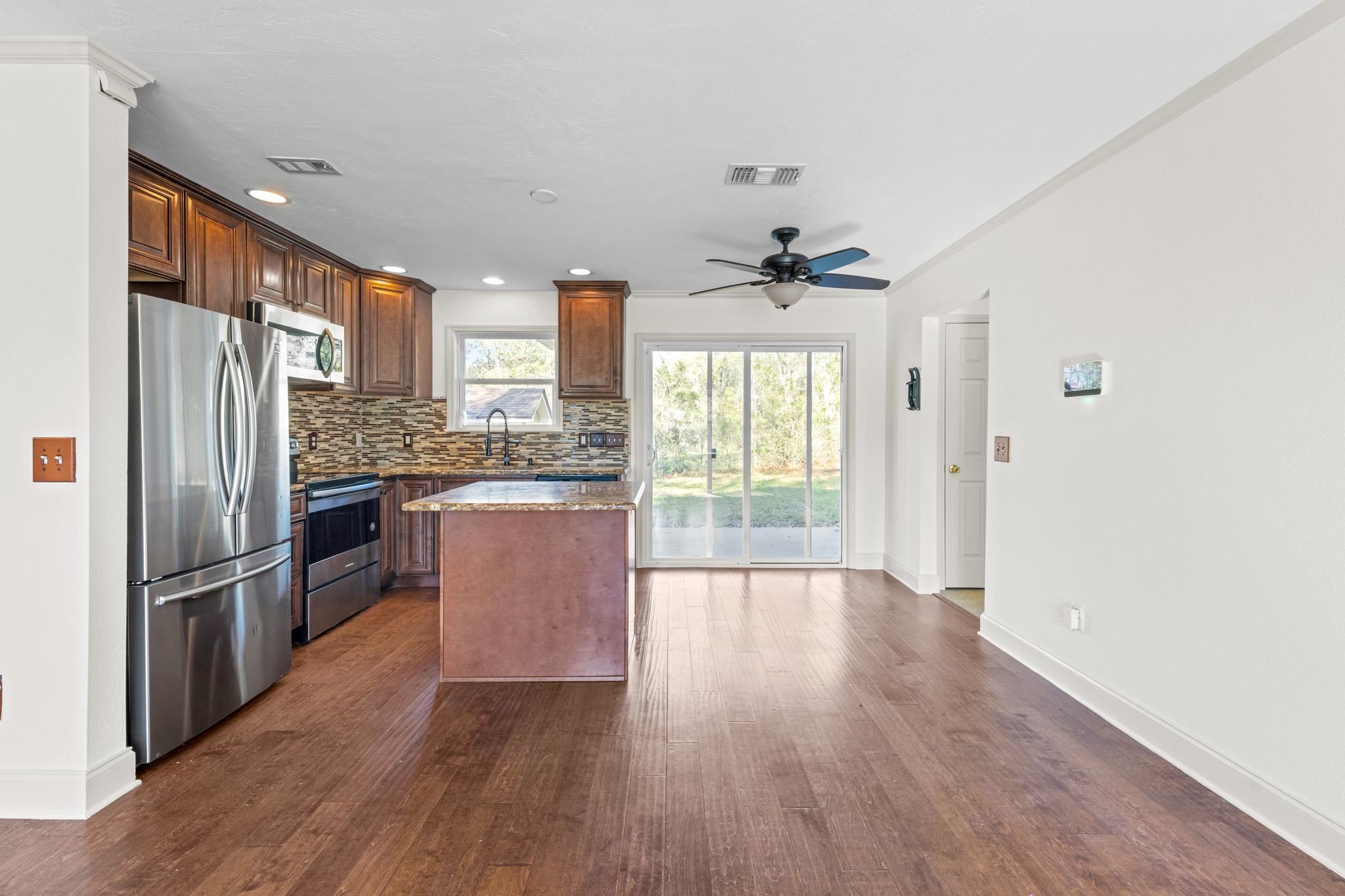 5751 CYPRESS Circle
