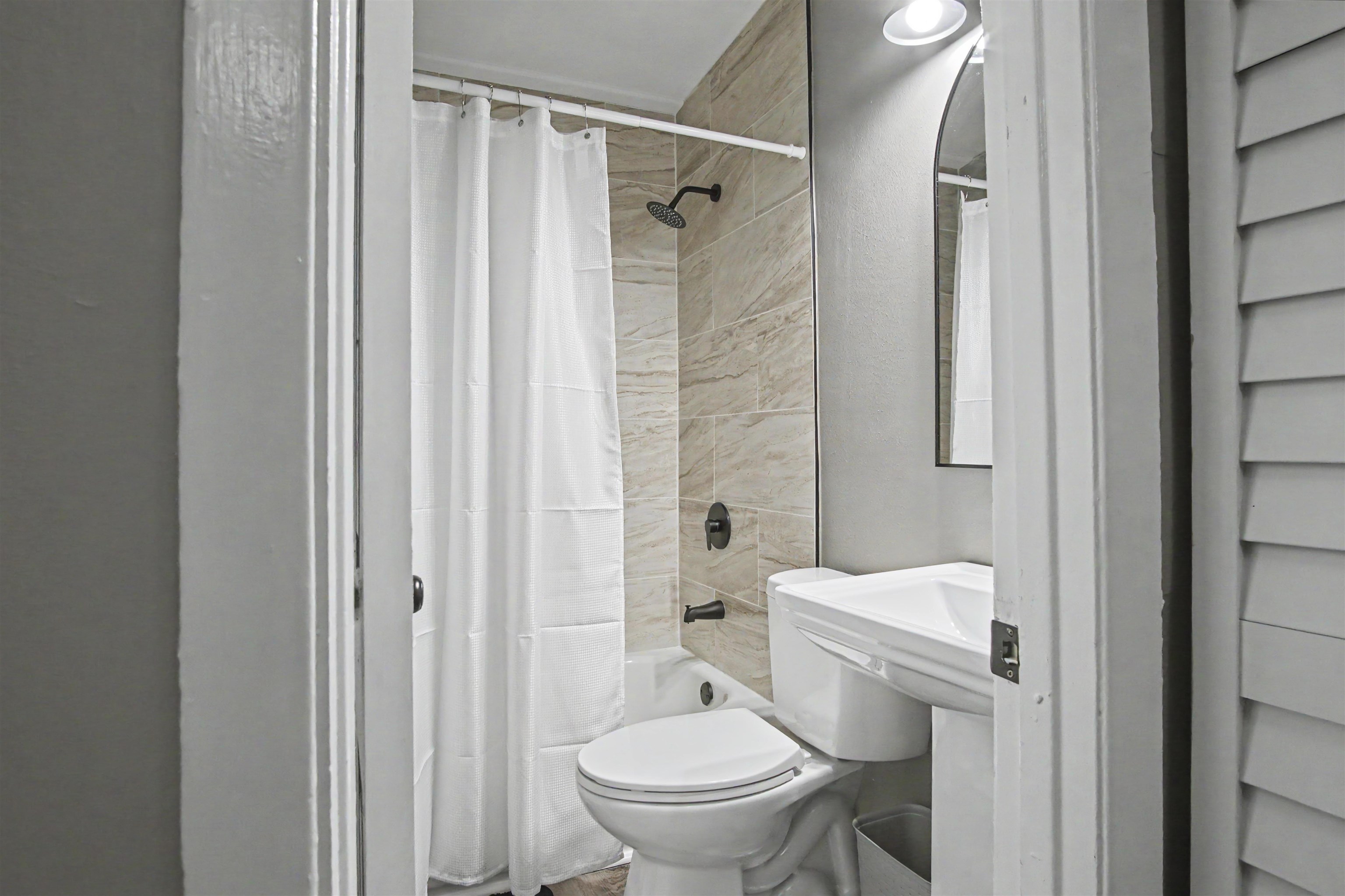 1722 Eisenhower Street