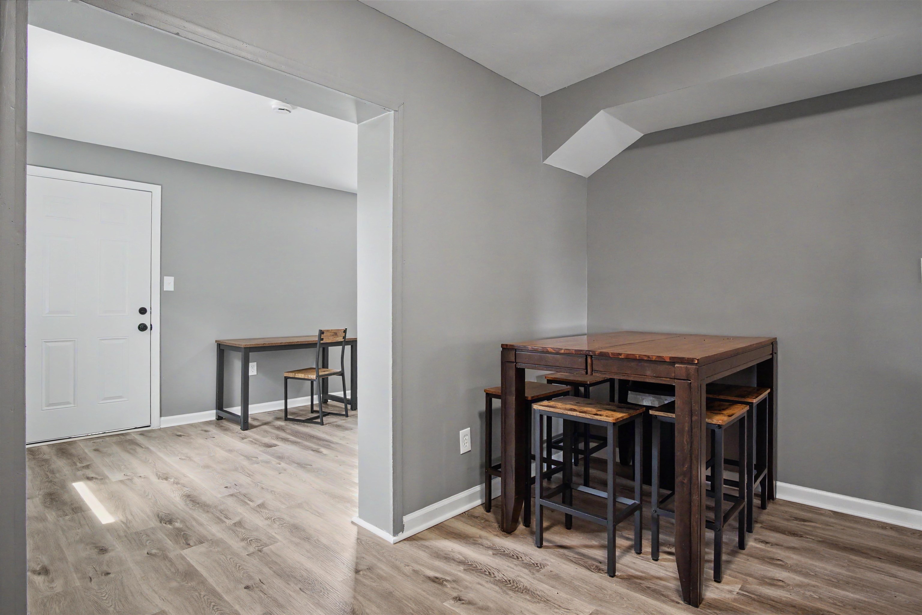 1722 Eisenhower Street