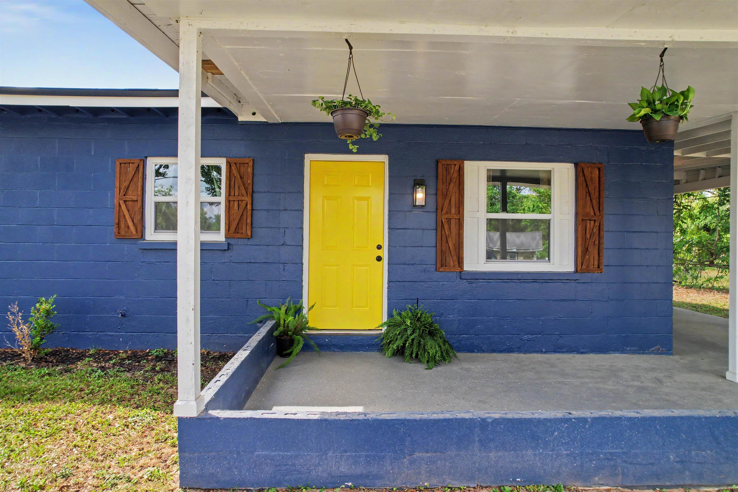 1722 Eisenhower Street