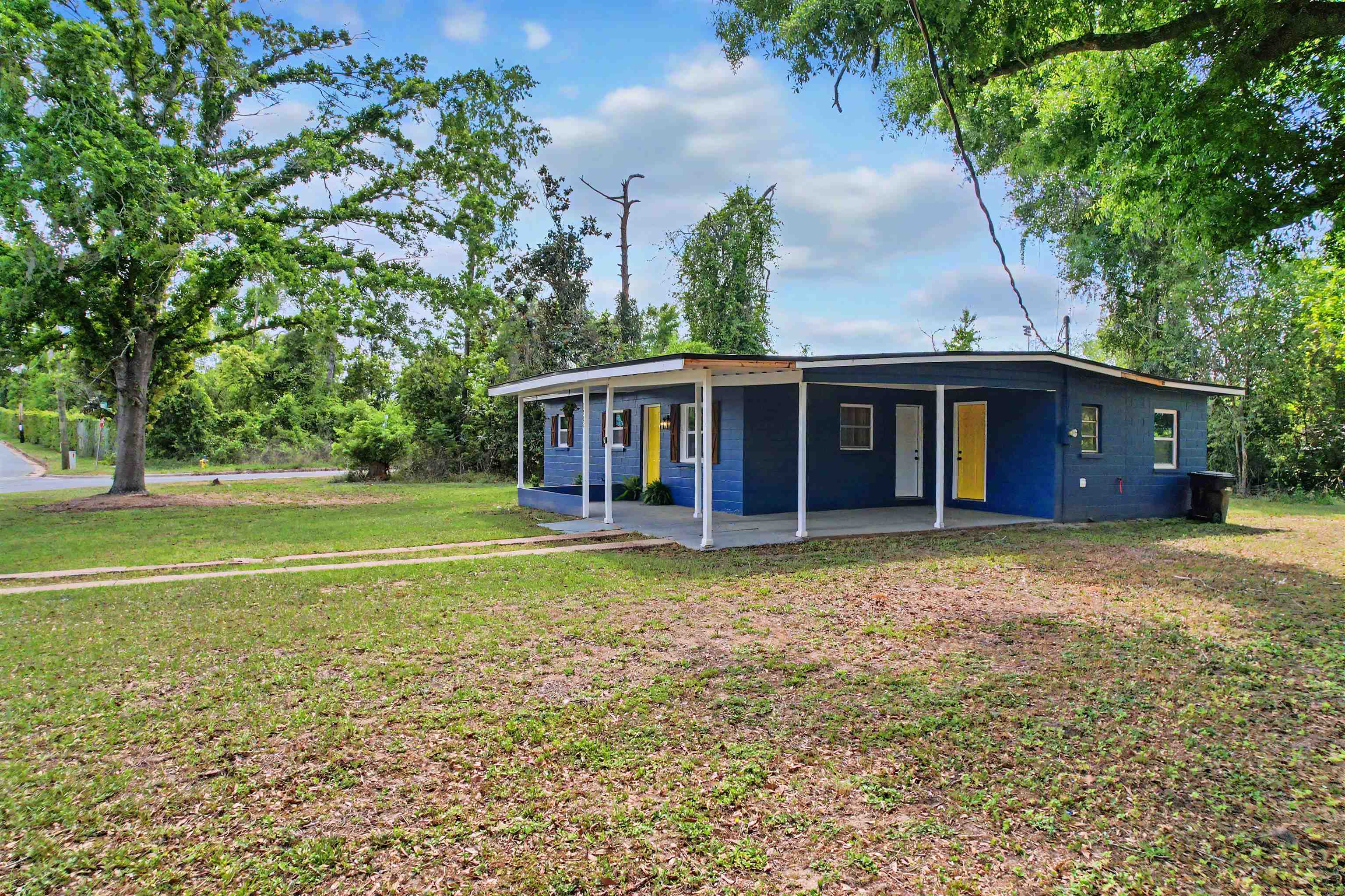 1722 Eisenhower Street