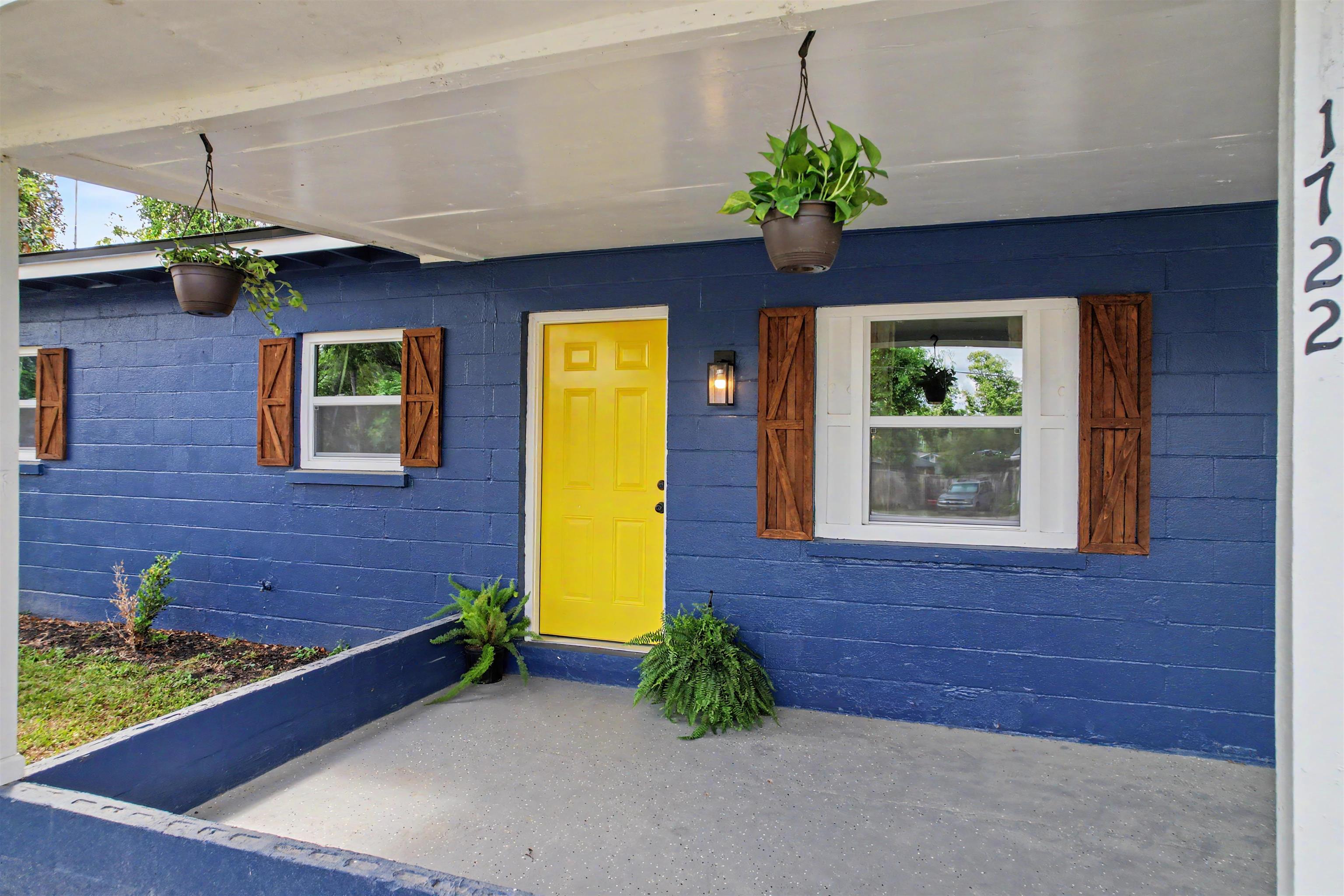 1722 Eisenhower Street