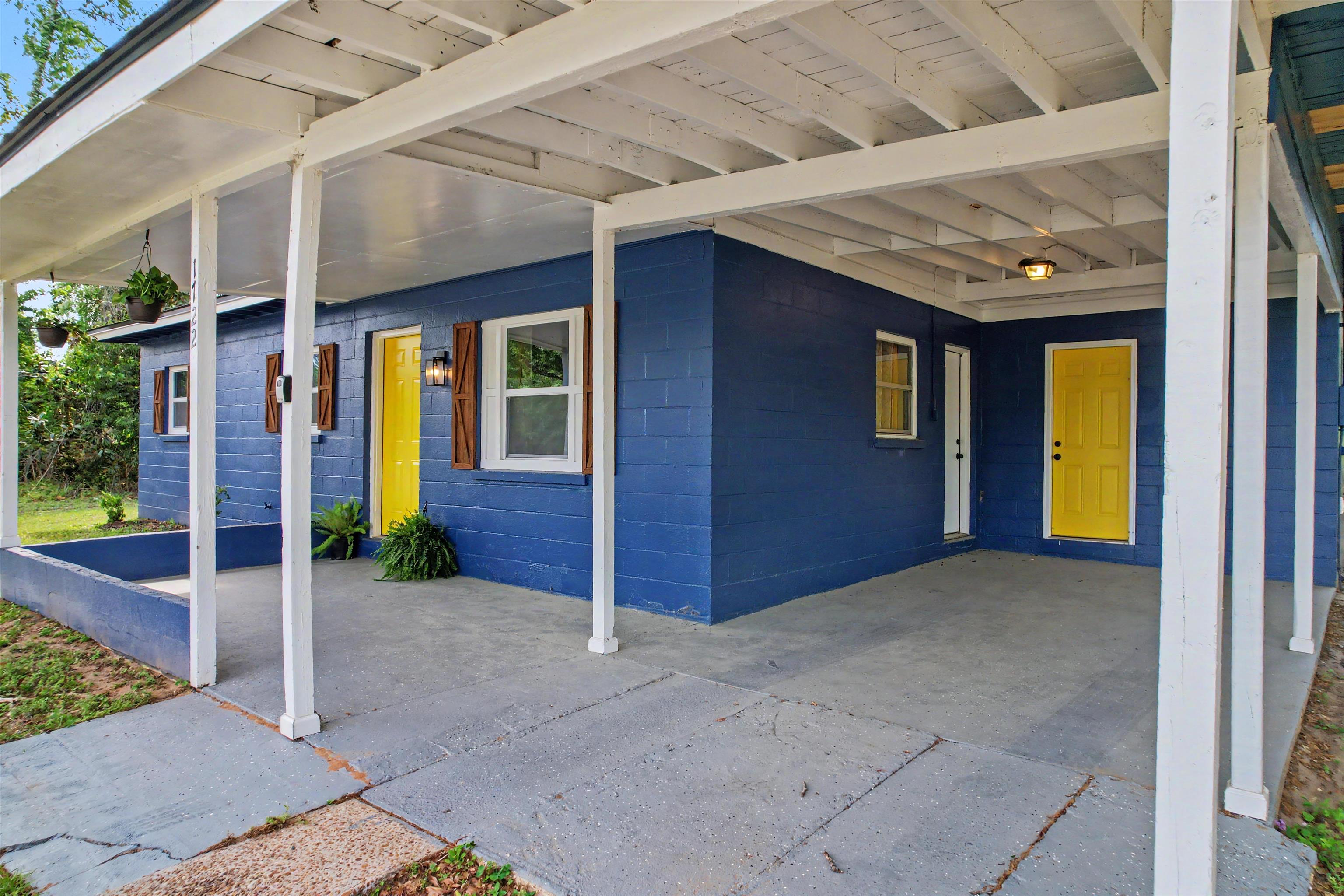 1722 Eisenhower Street