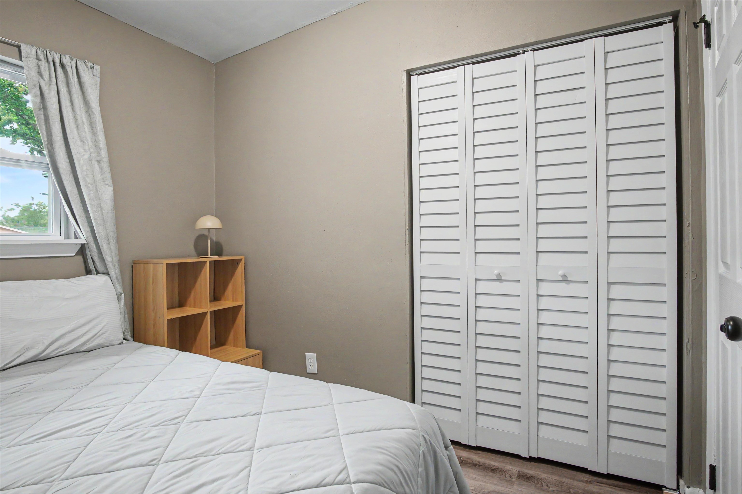 1722 Eisenhower Street