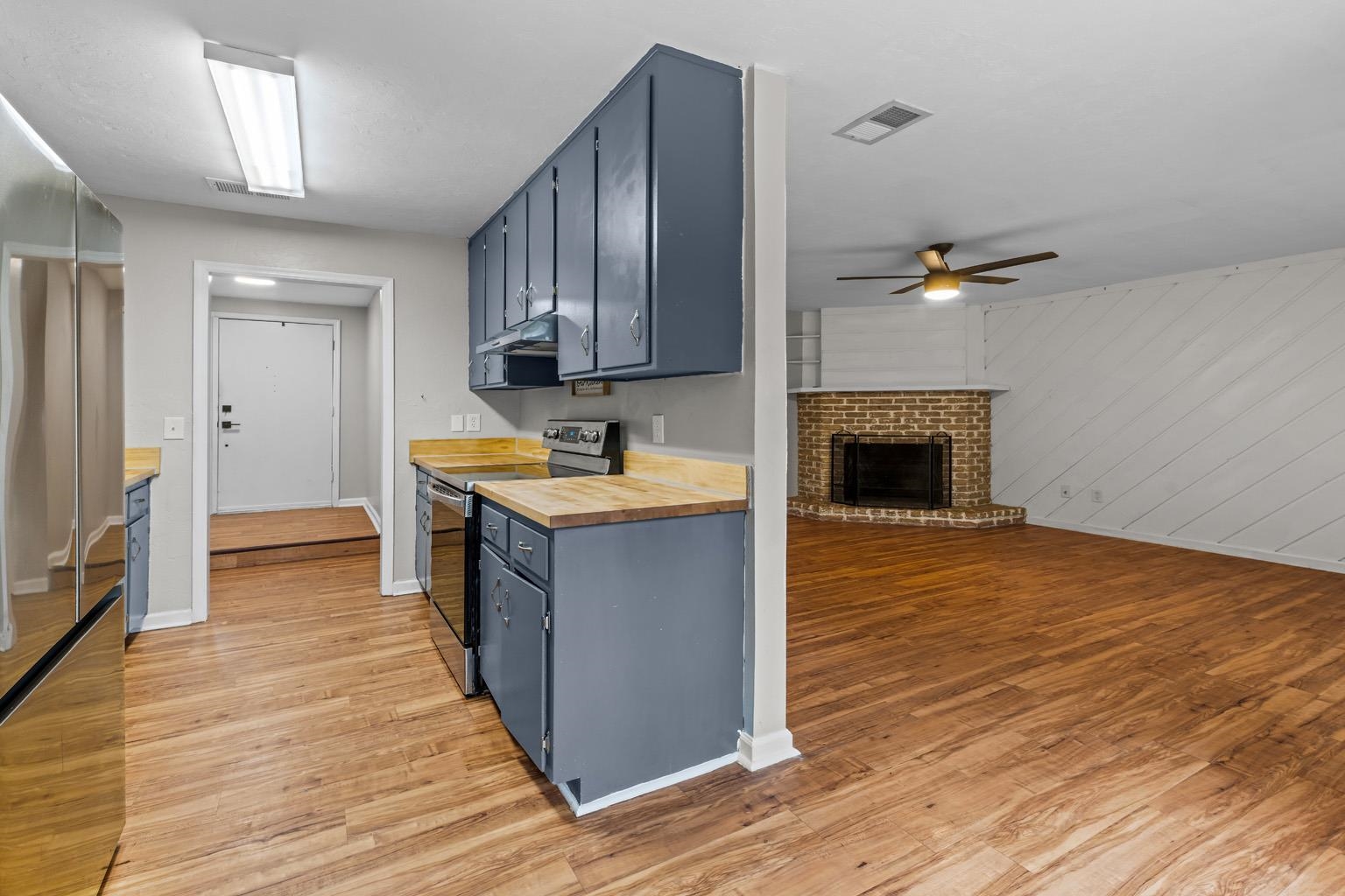 2429 LANRELL Drive