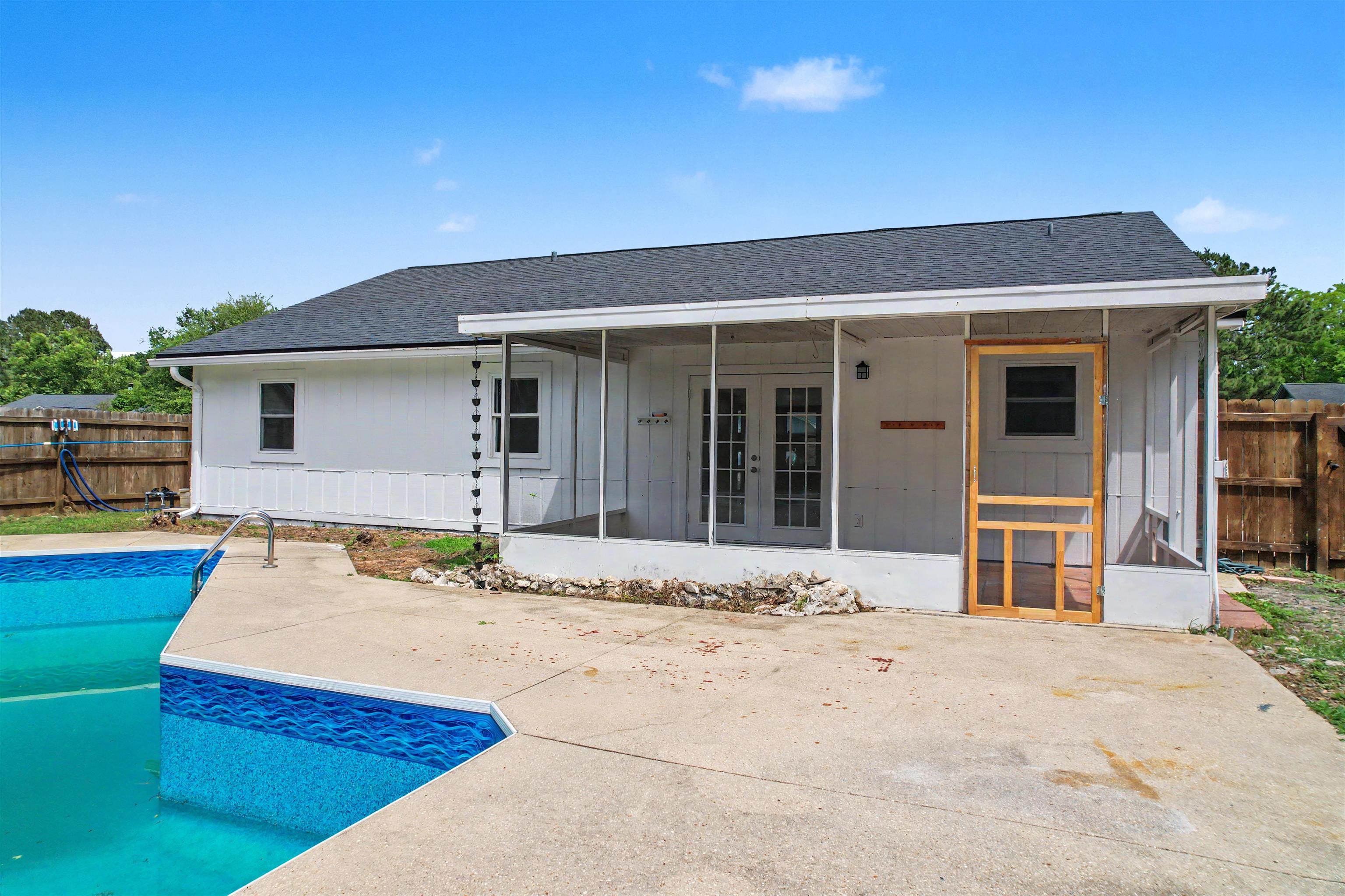 1926 Maryellen Drive