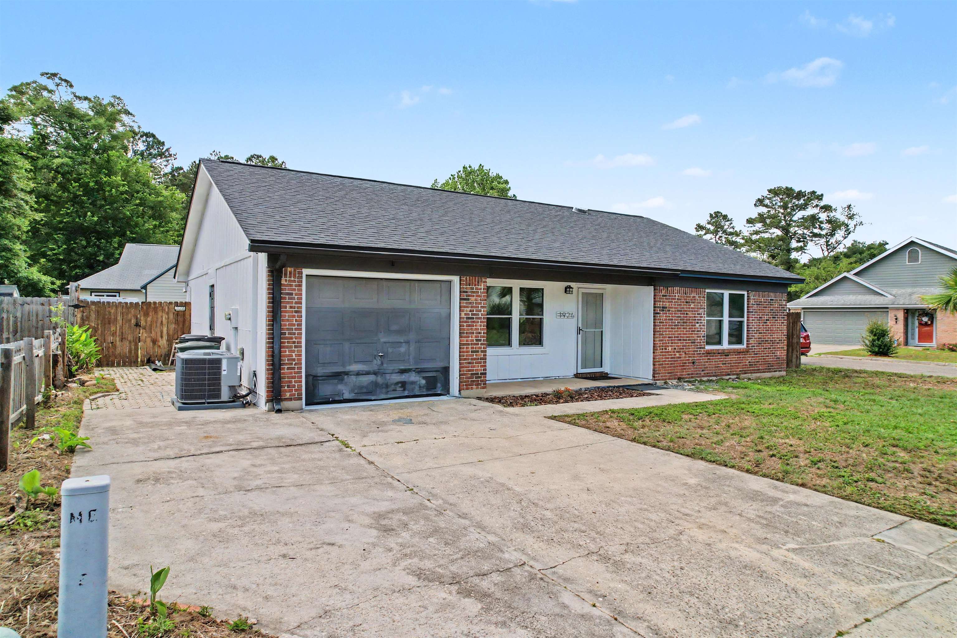 1926 Maryellen Drive
