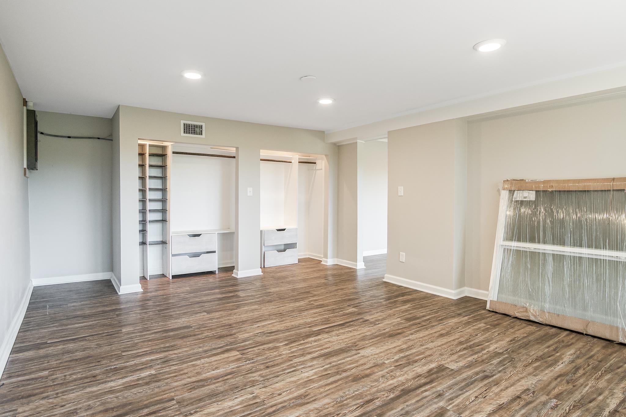 1700 S MERIDIAN Street