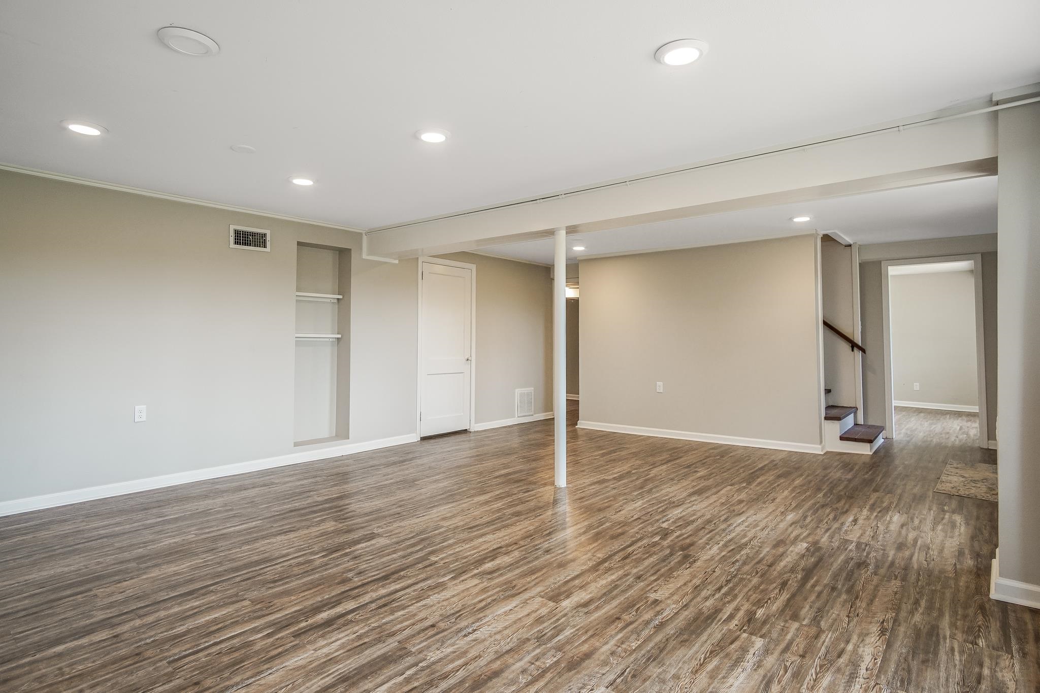 1700 S MERIDIAN Street