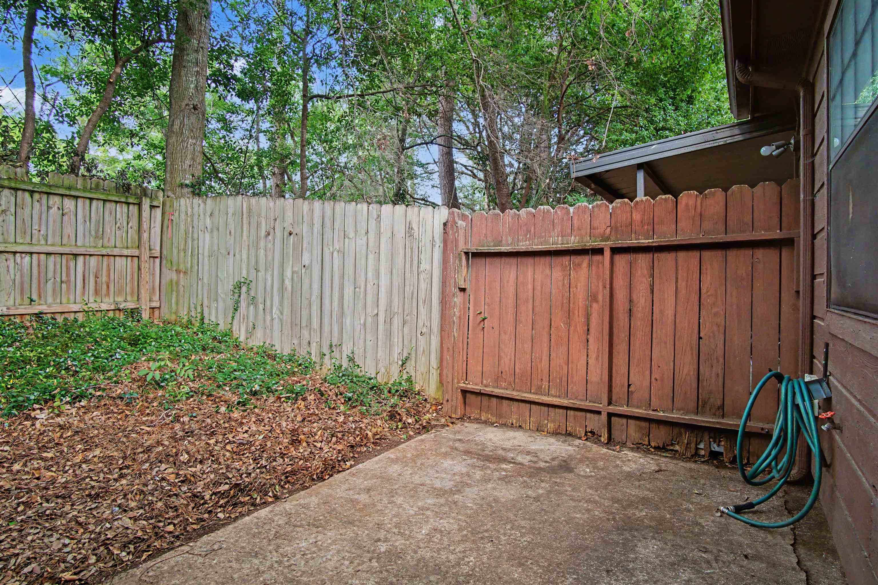 2374 HARTSFIELD Way