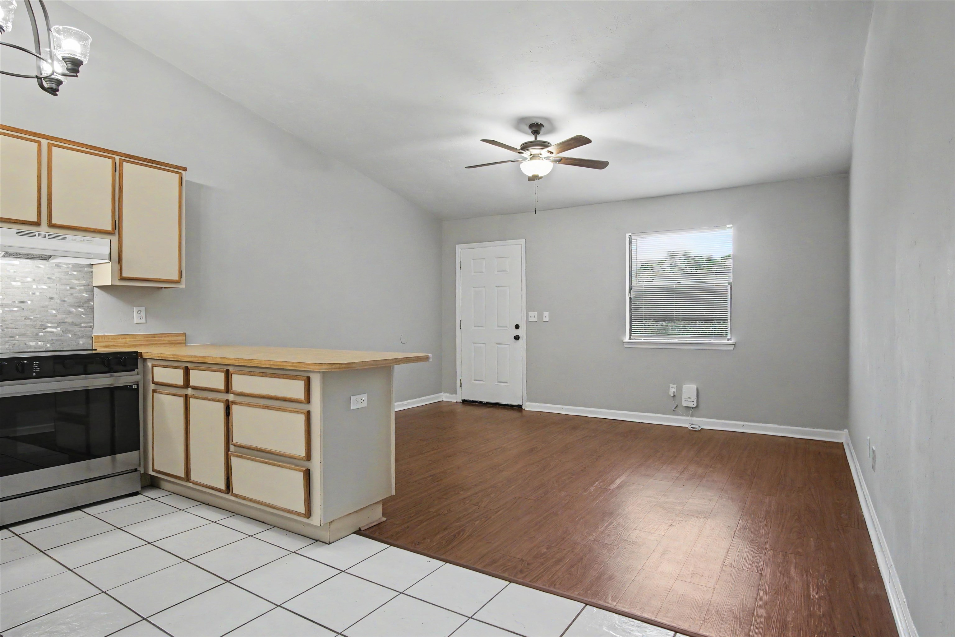 2374 HARTSFIELD Way