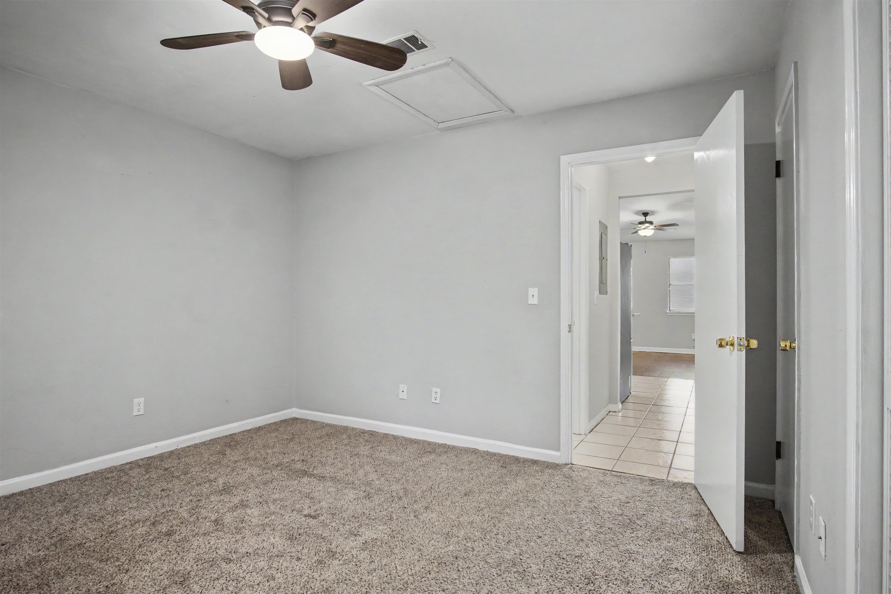 2374 HARTSFIELD Way