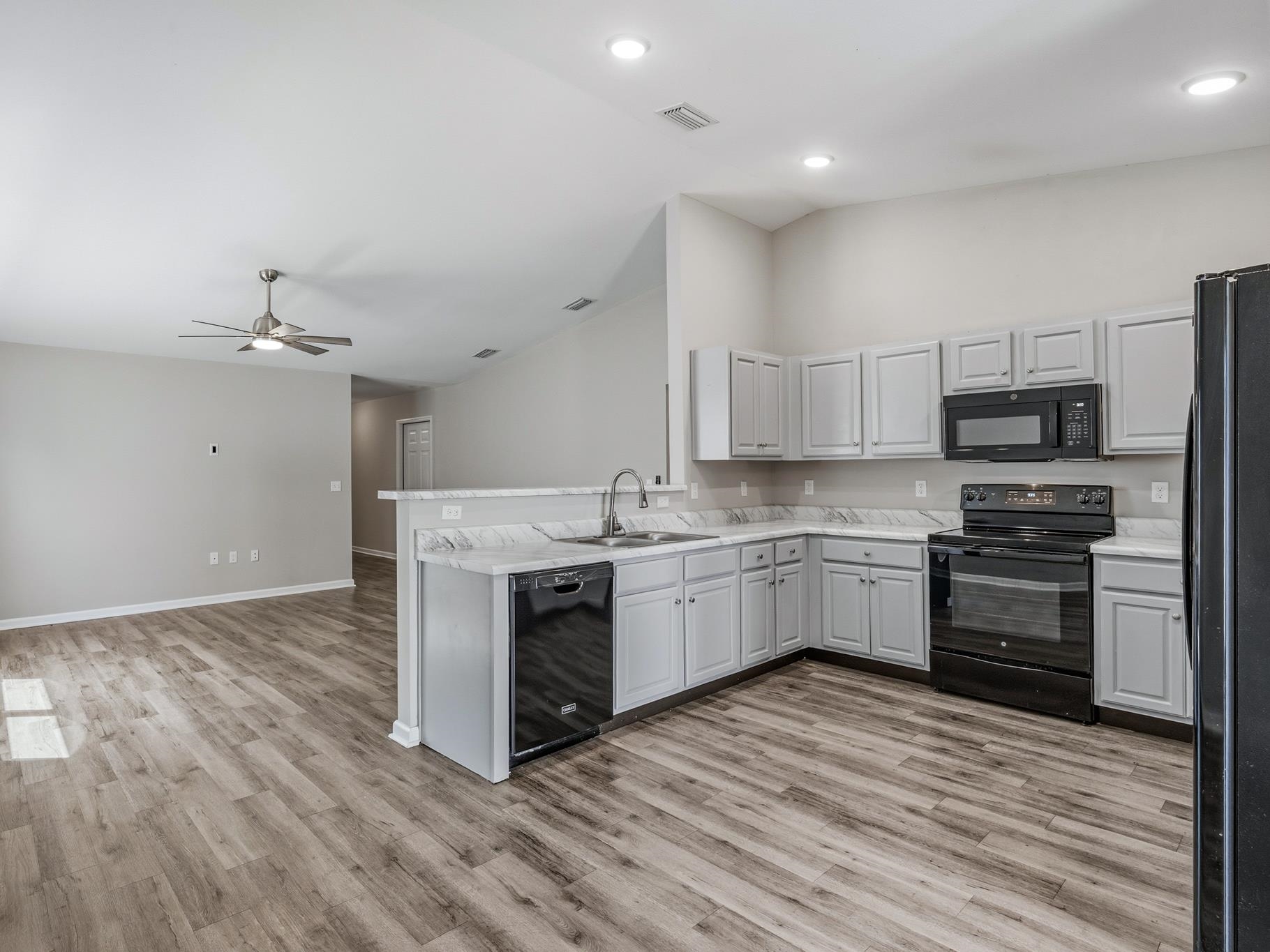 4561 RIVERS LANDING Drive