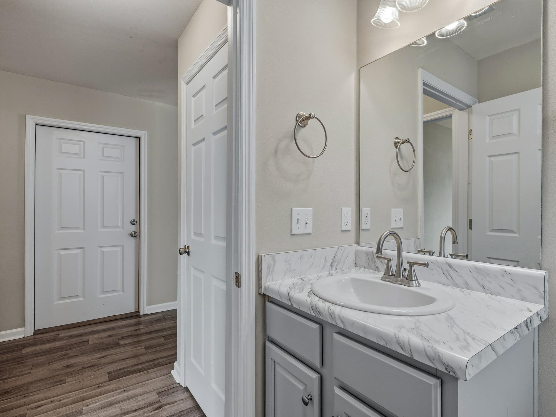 4561 RIVERS LANDING Drive