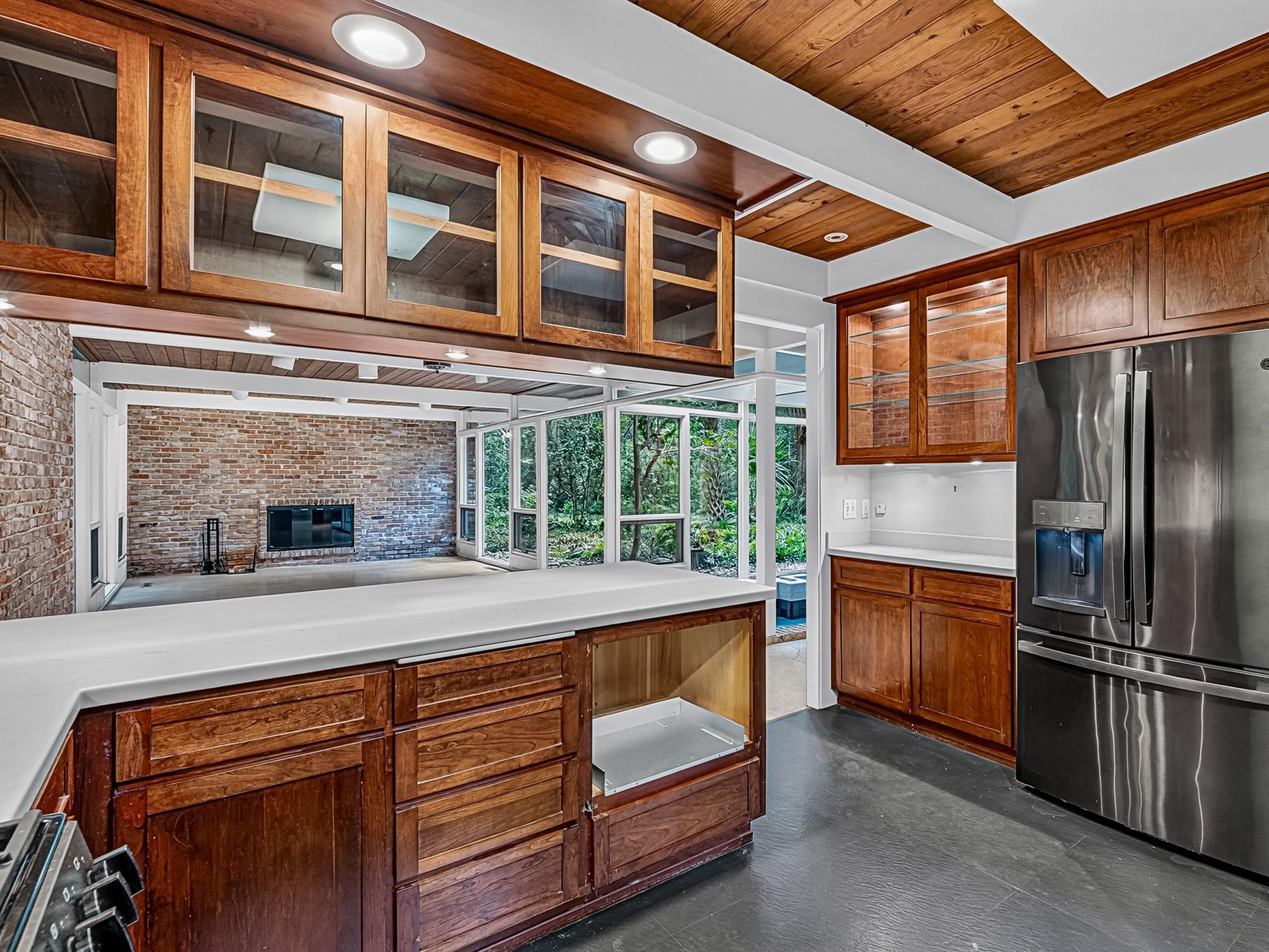 710 Waverly Road