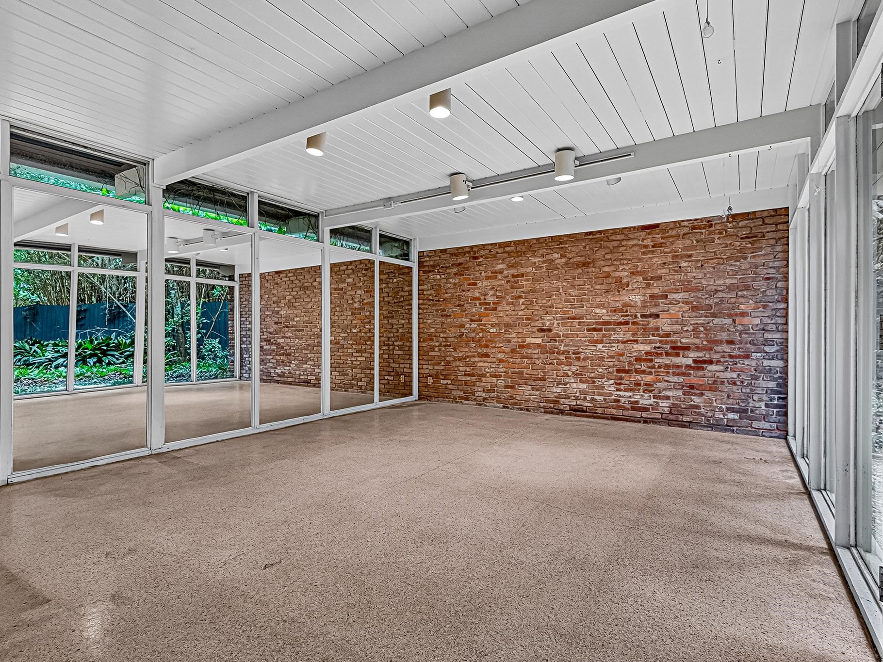 710 Waverly Road