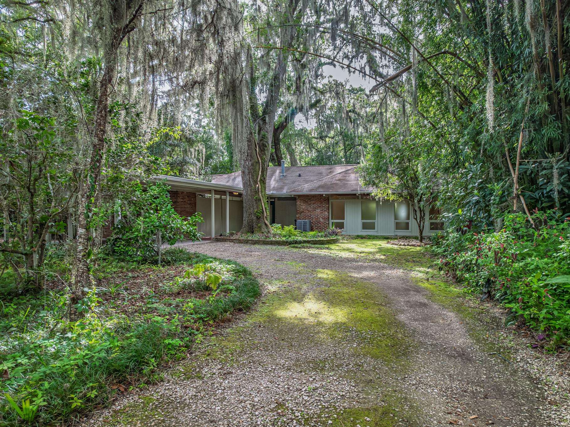 710 Waverly Road