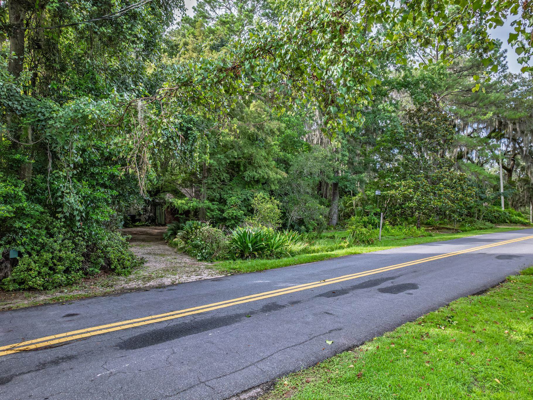 710 Waverly Road