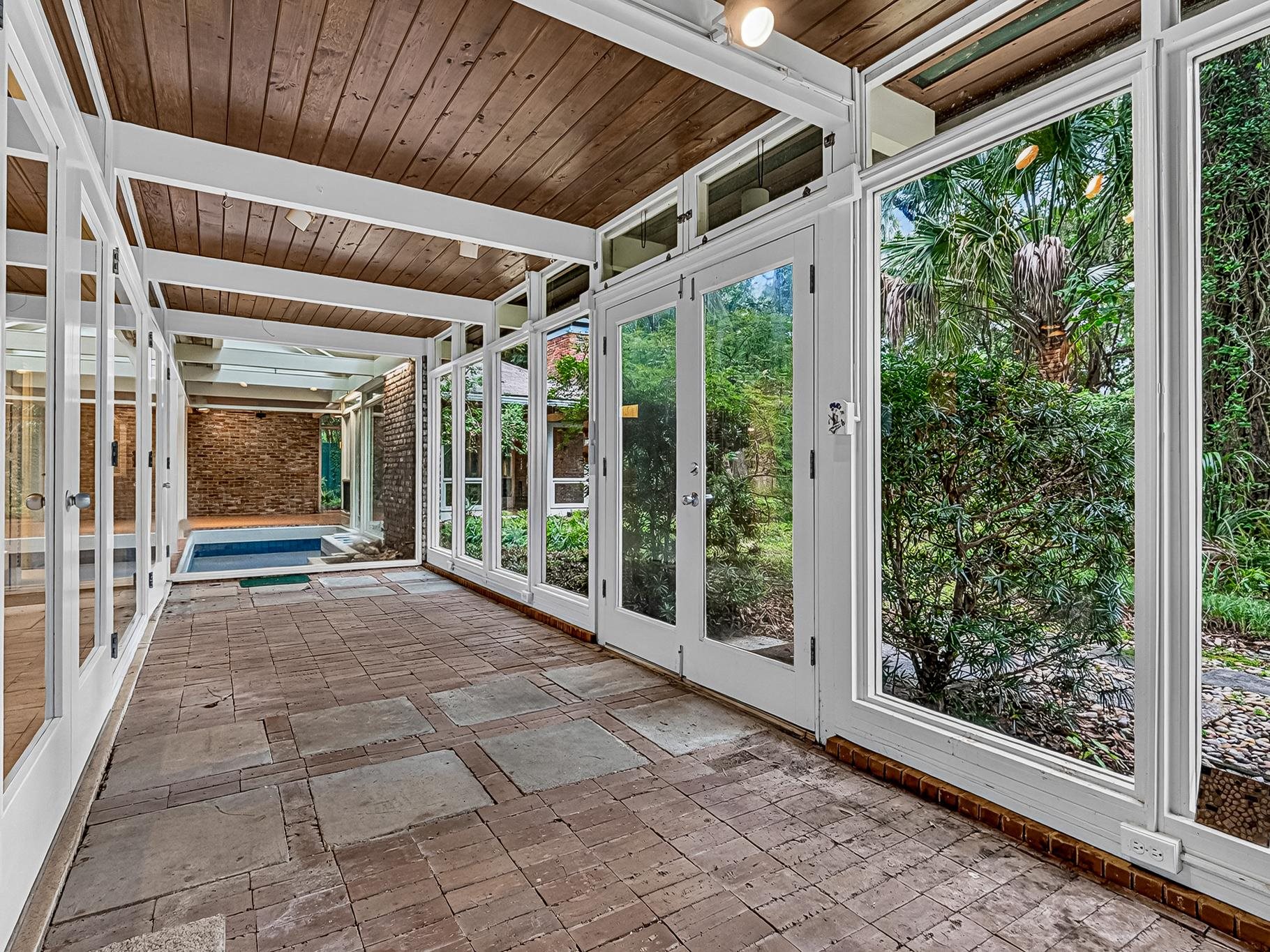 710 Waverly Road