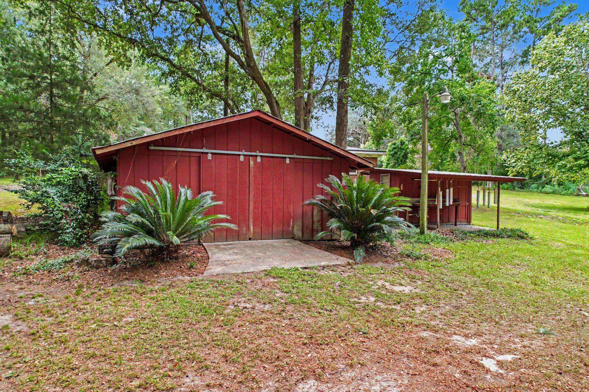 3232 Robinson Oak Drive