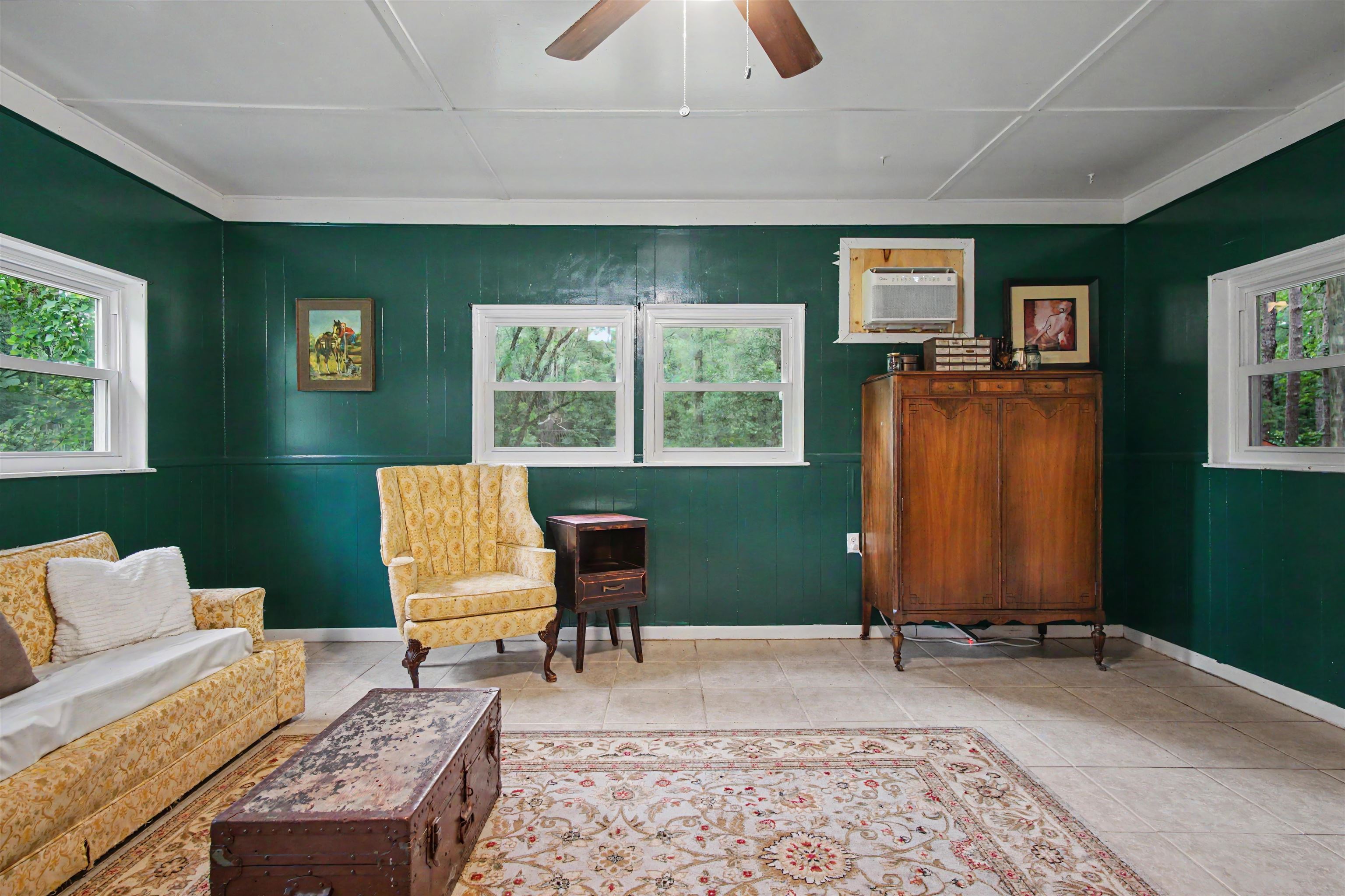 3232 Robinson Oak Drive