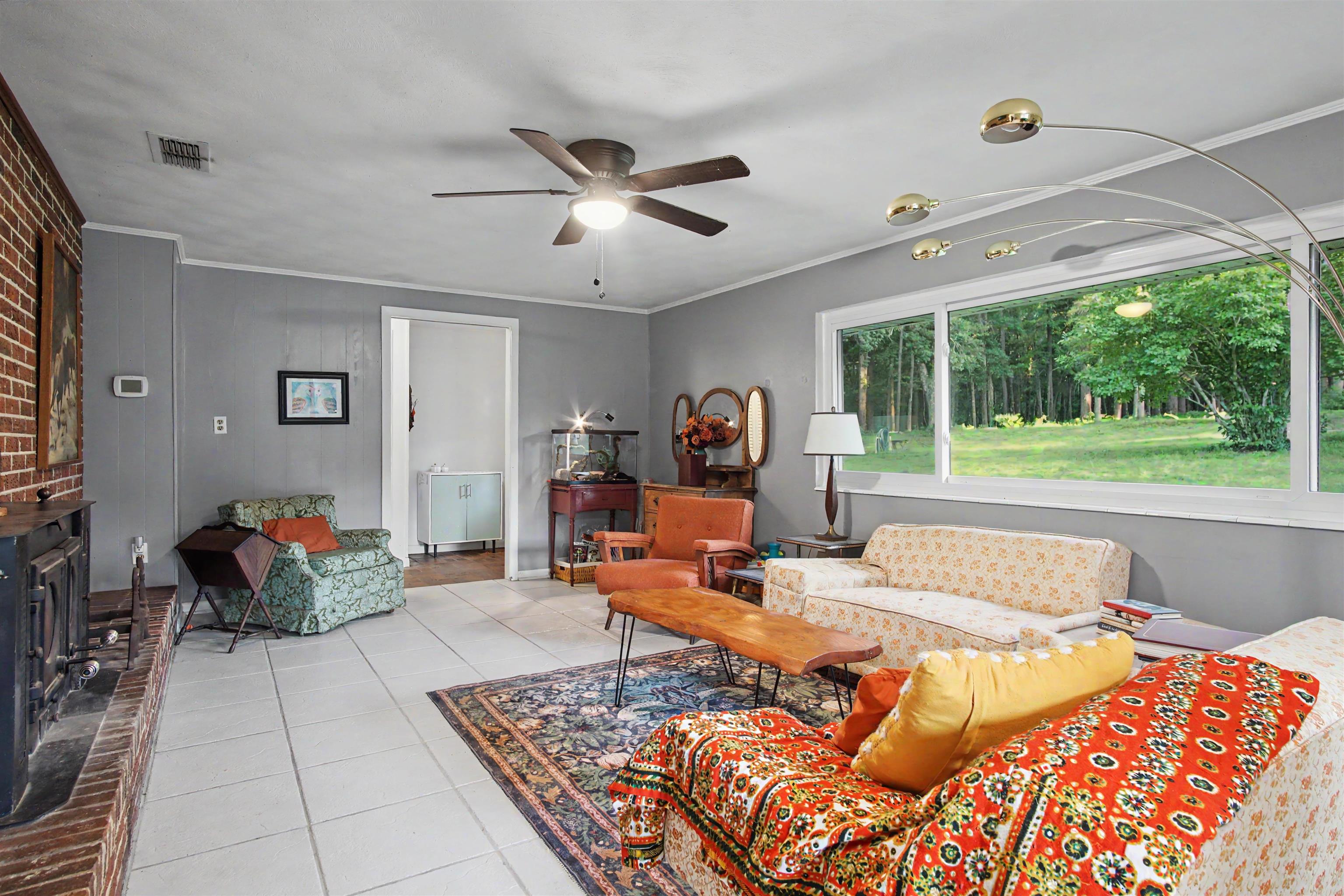 3232 Robinson Oak Drive