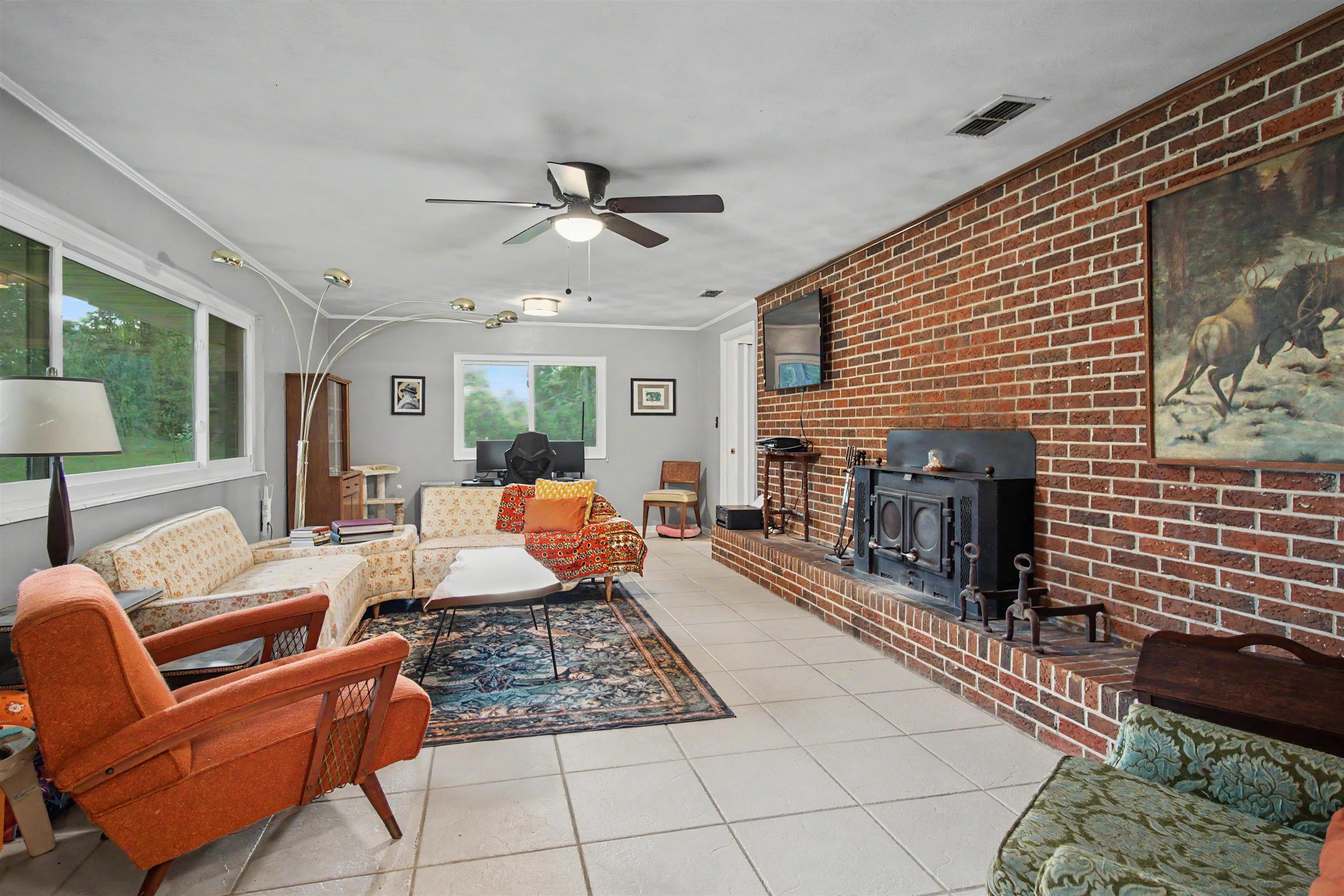 3232 Robinson Oak Drive