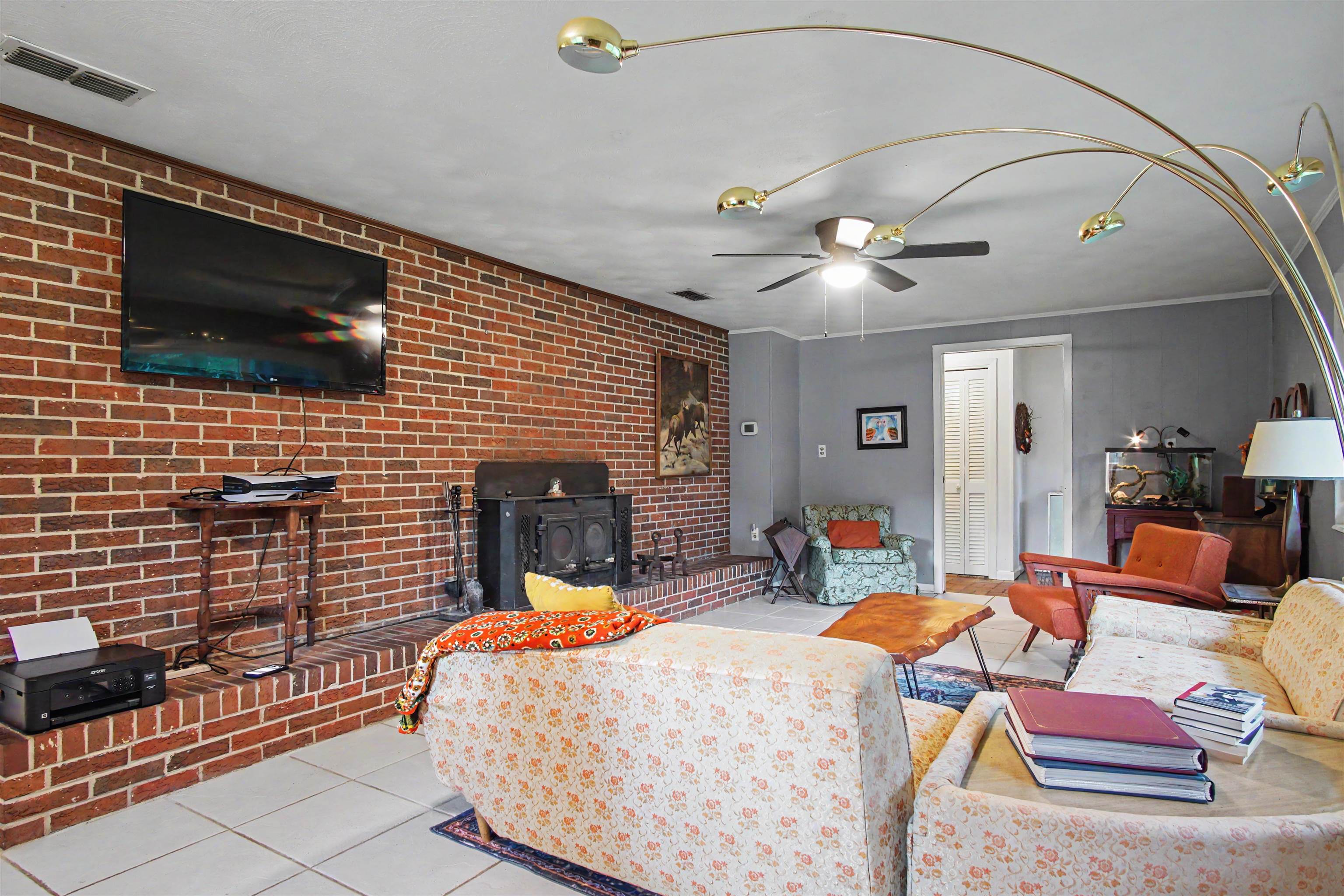 3232 Robinson Oak Drive