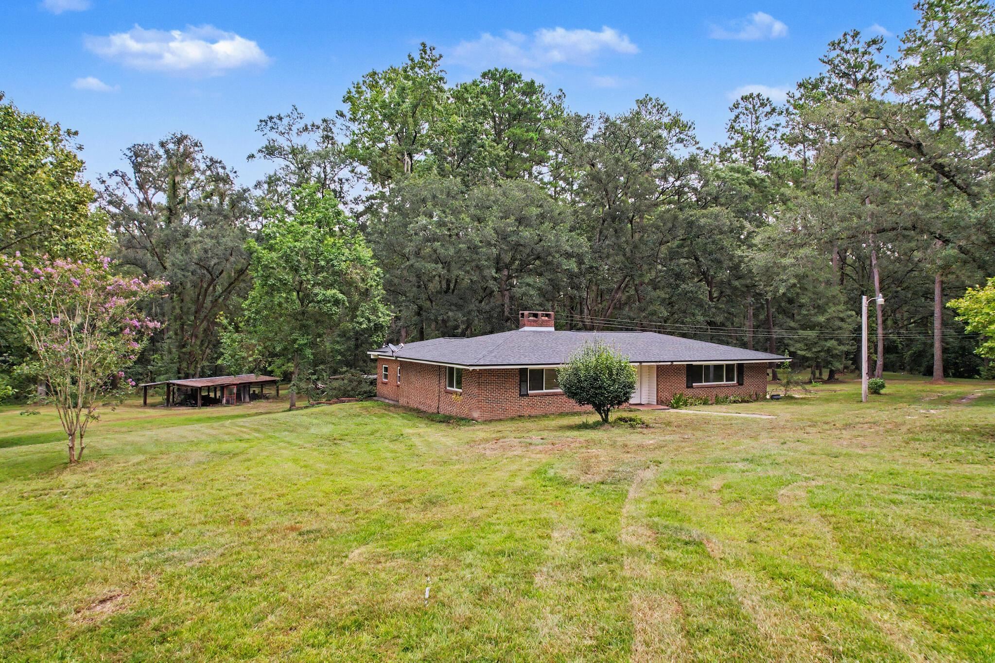 3232 Robinson Oak Drive