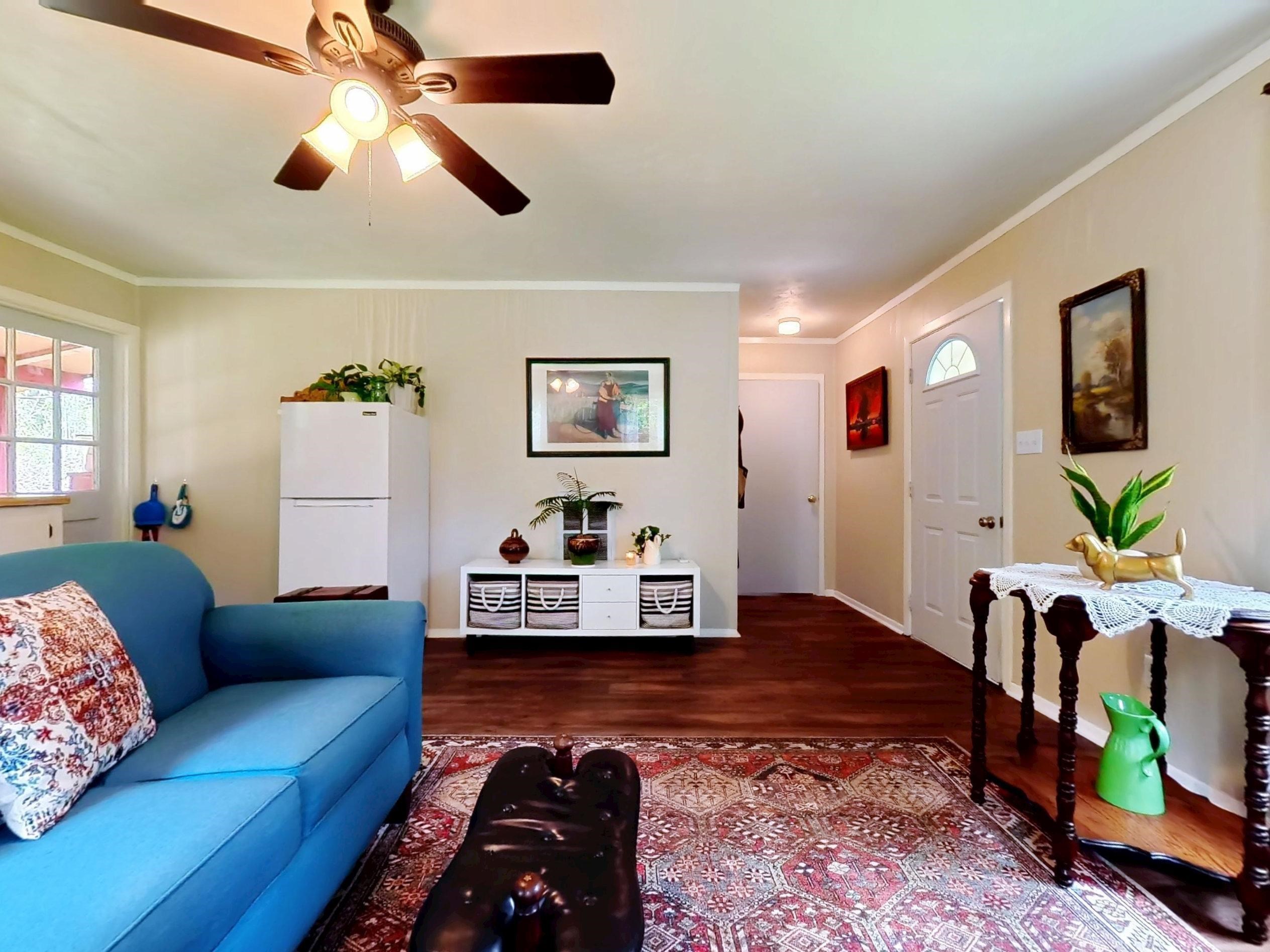 3232 Robinson Oak Drive