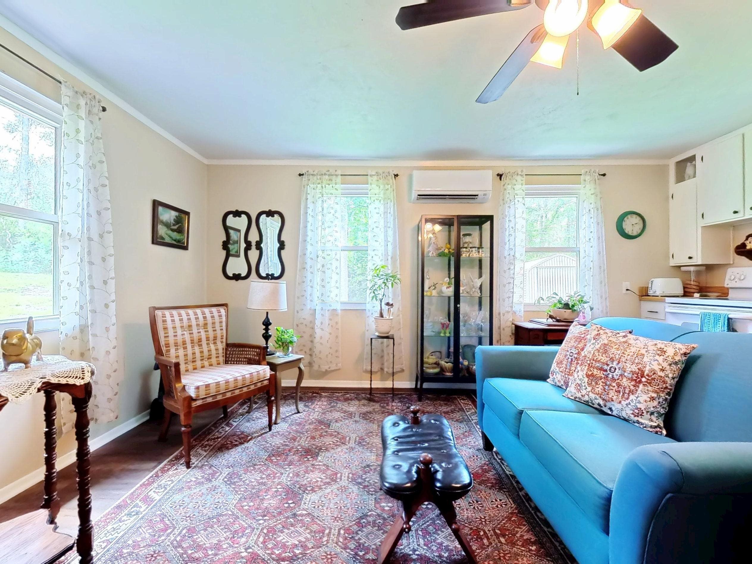 3232 Robinson Oak Drive