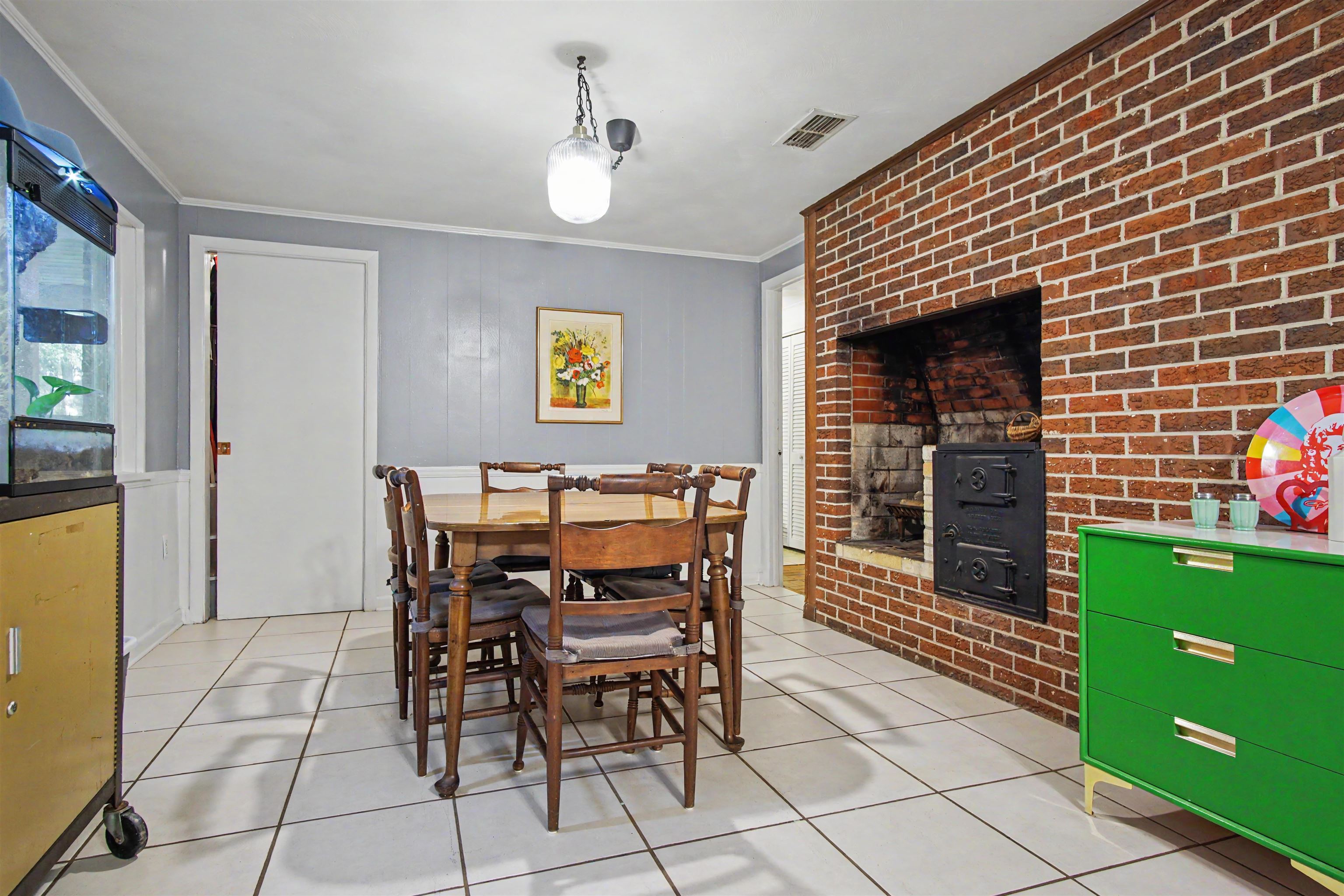 3232 Robinson Oak Drive