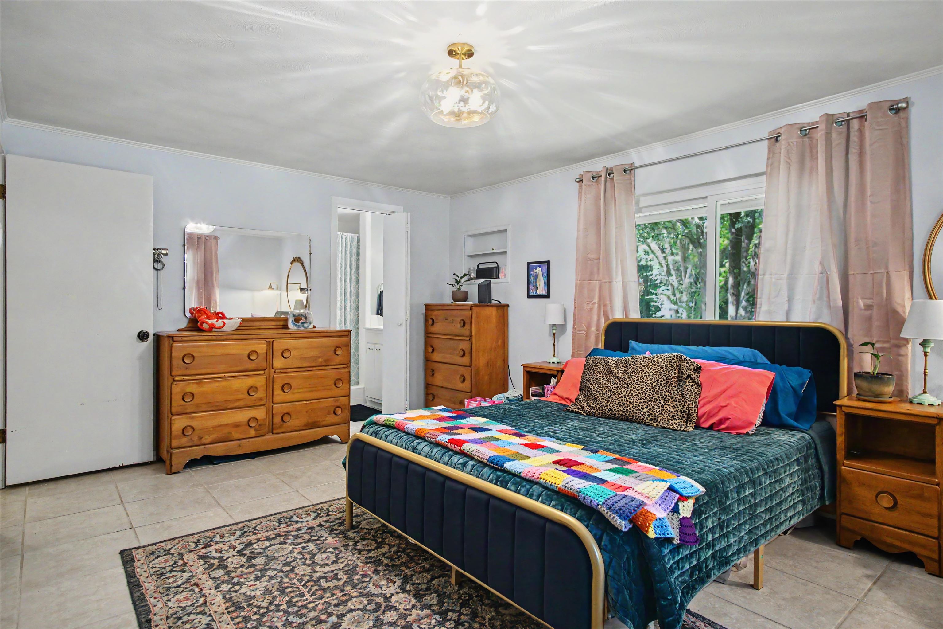 3232 Robinson Oak Drive