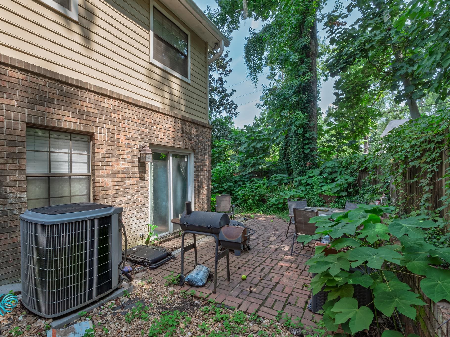 1301 Cross Creek Circle