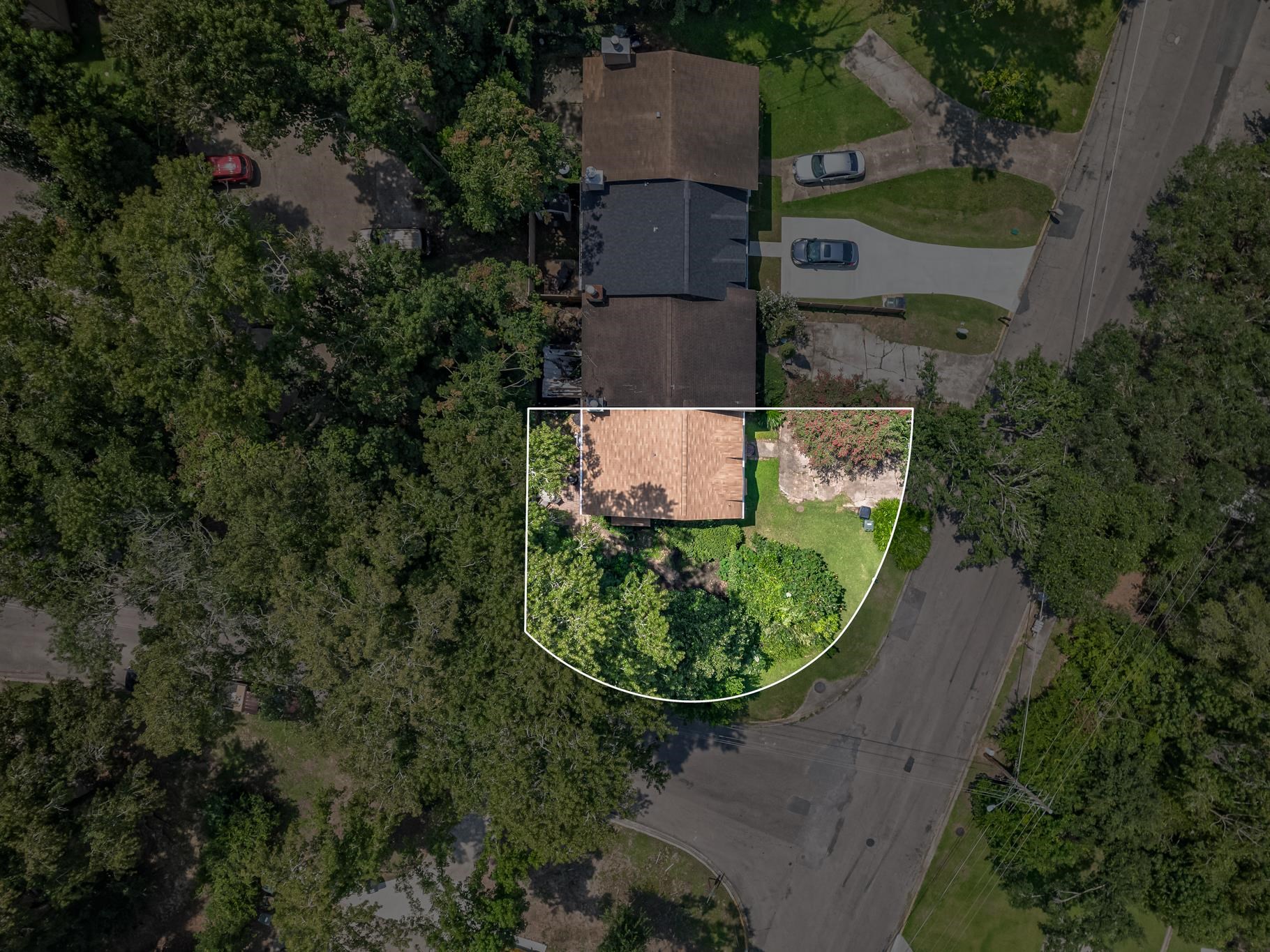 1301 Cross Creek Circle