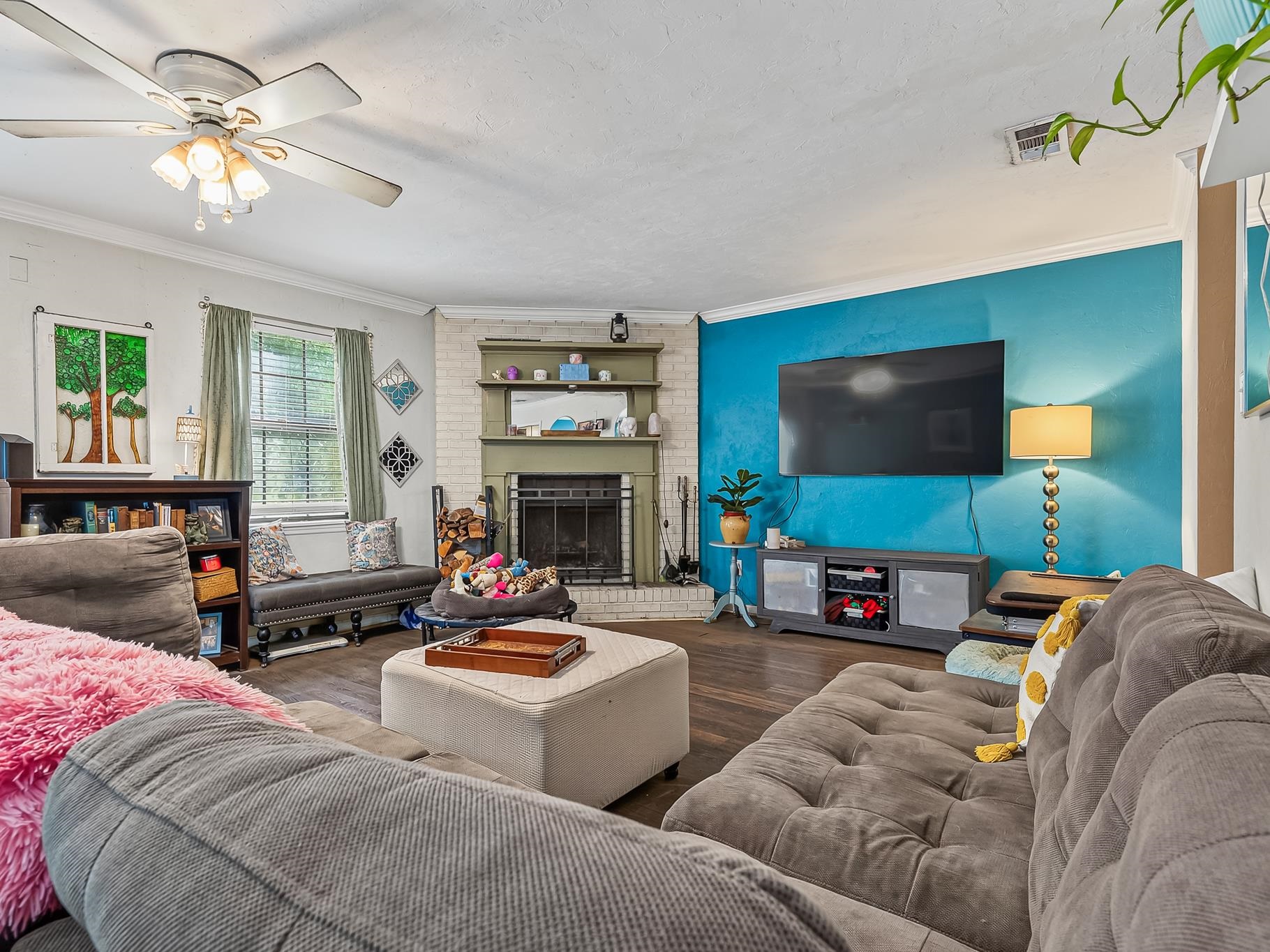 1301 Cross Creek Circle